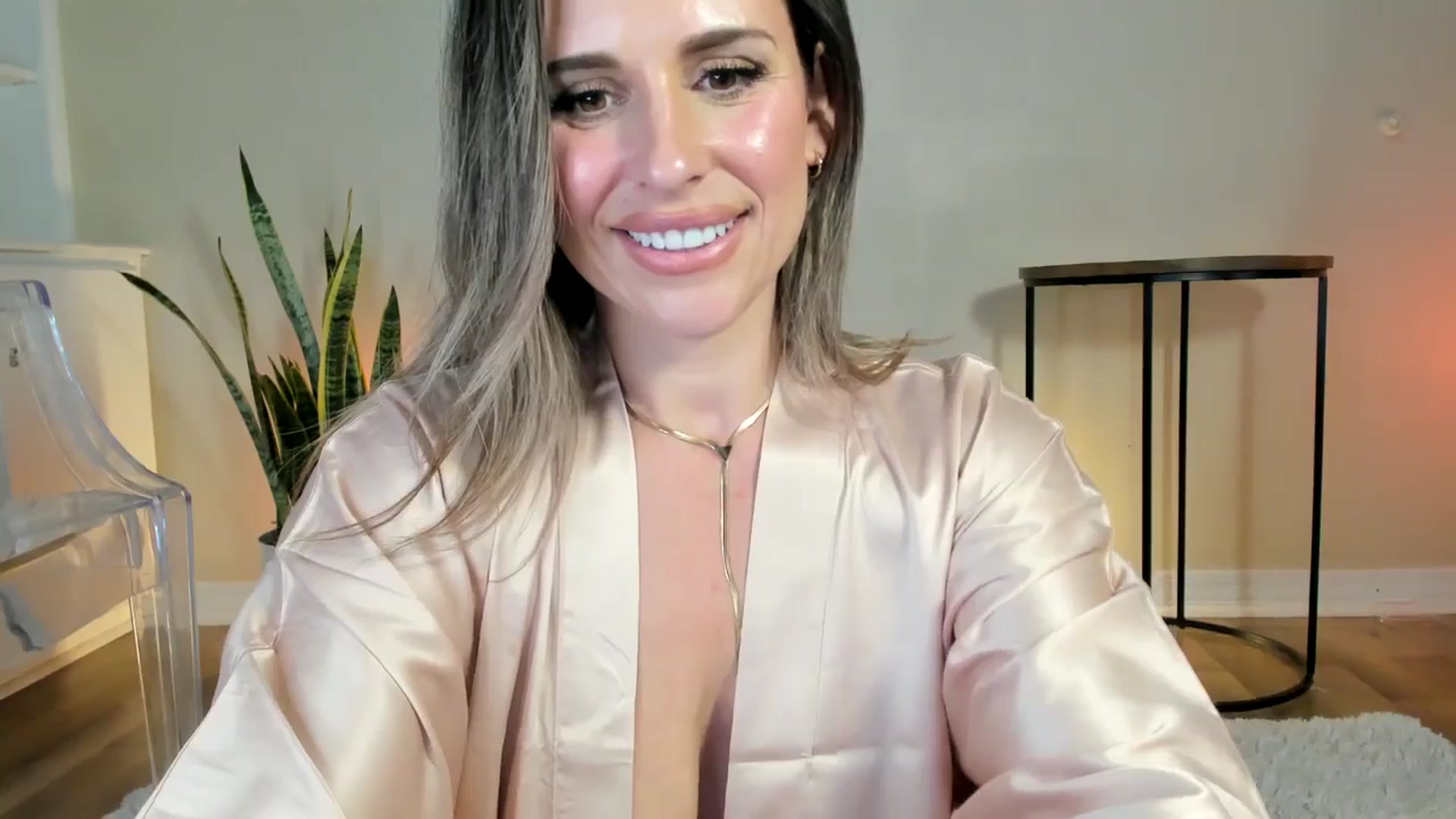 Gallery image thumbnail from MilfParadise's myfreecams stream on, 01/16/2026, 21:34 image 7 of 20