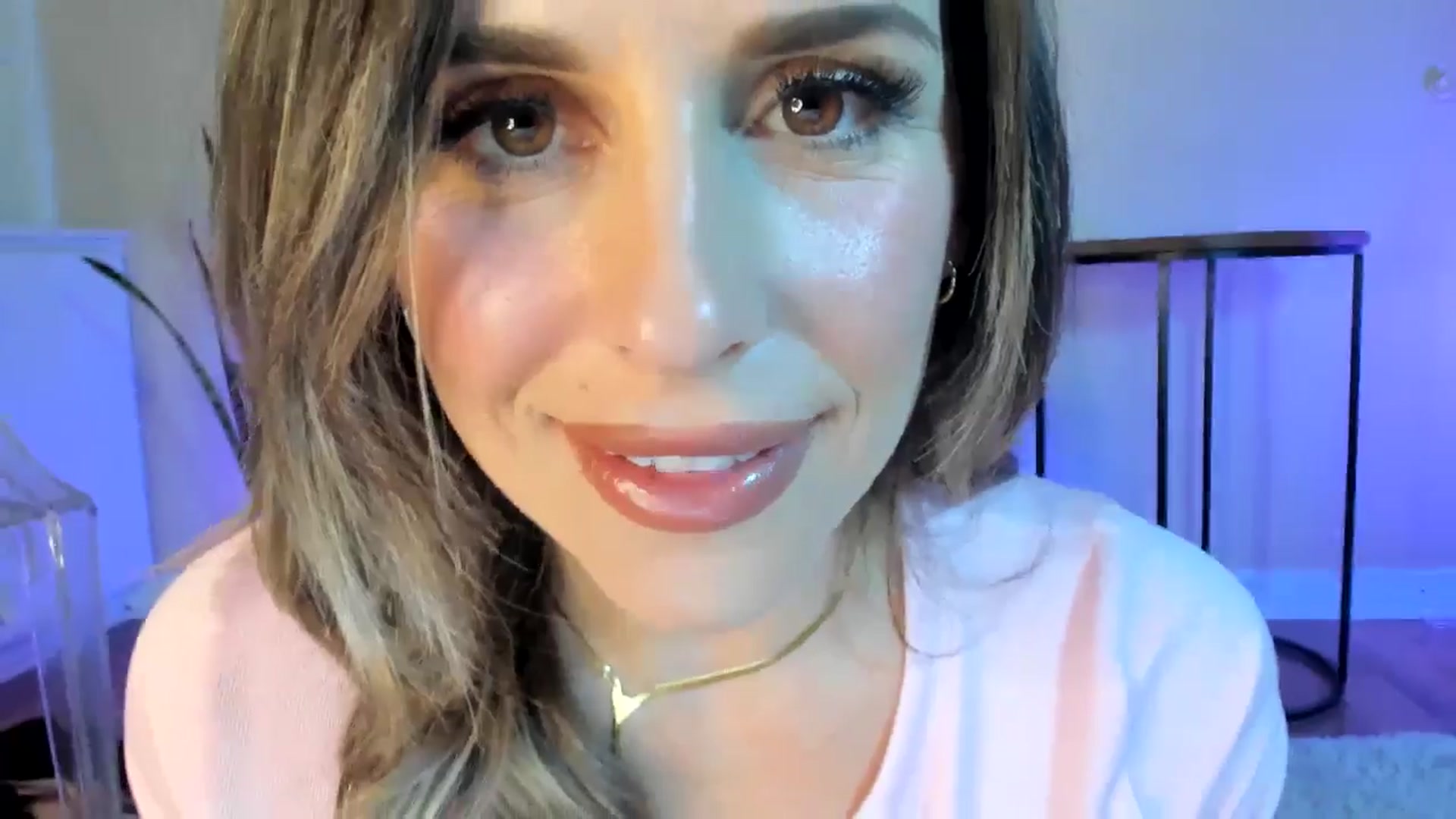 Gallery image thumbnail from MilfParadise's myfreecams stream on, 01/17/2026, 04:56 image 7 of 20