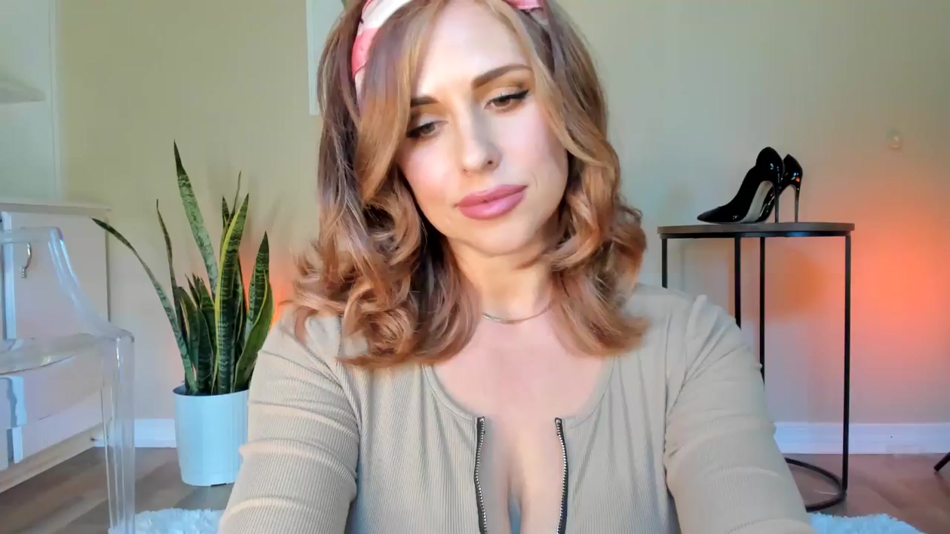 Gallery image thumbnail from MilfParadise's myfreecams stream on, 01/21/2026, 15:26 image 3 of 20