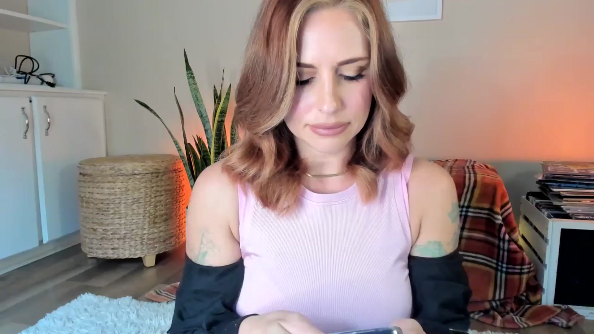 Gallery image thumbnail from MilfParadise's myfreecams stream on, 01/22/2026, 17:34 image 3 of 20