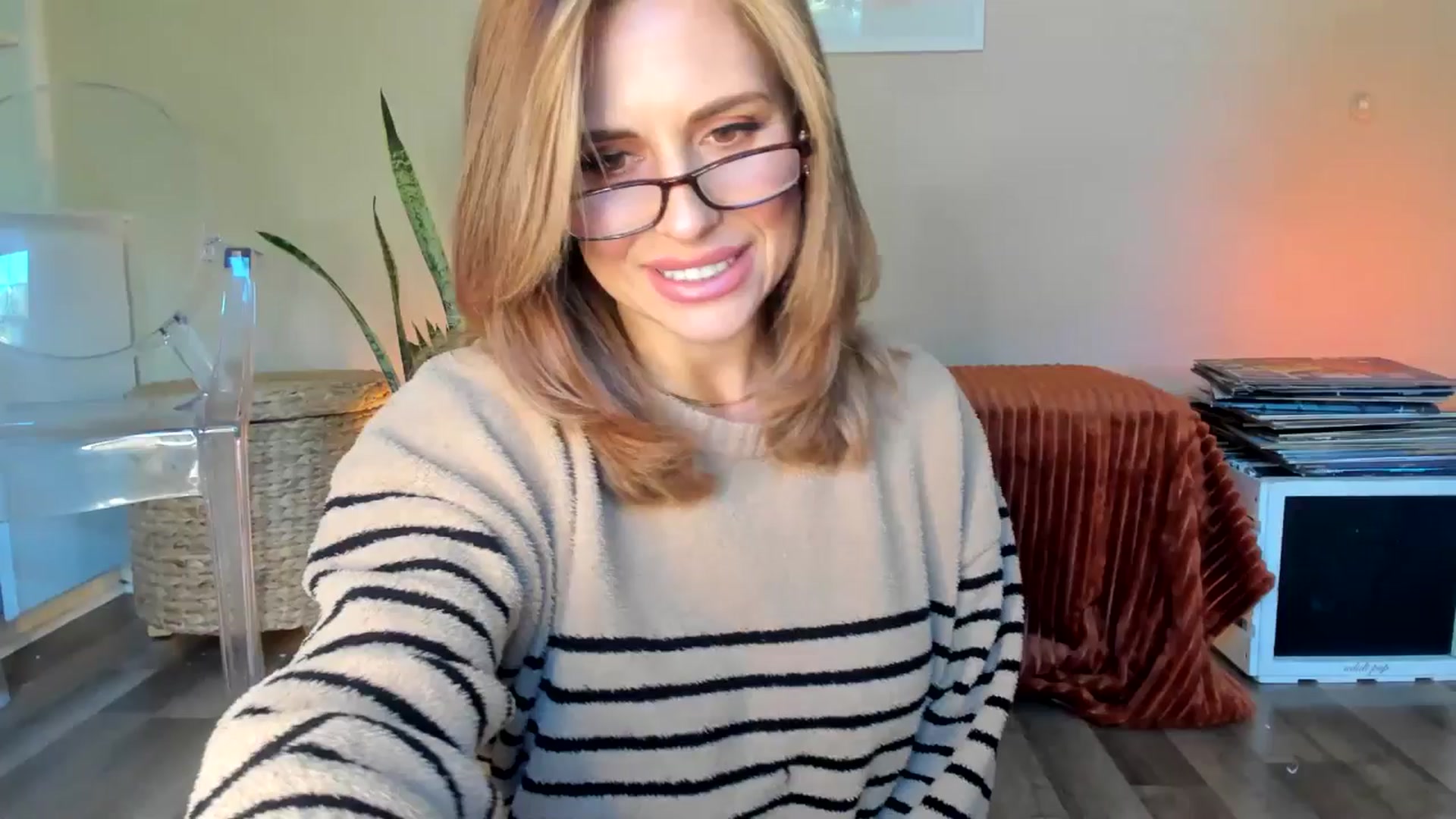 Gallery image thumbnail from MilfParadise's myfreecams stream on, 01/27/2026, 14:35 image 1 of 20