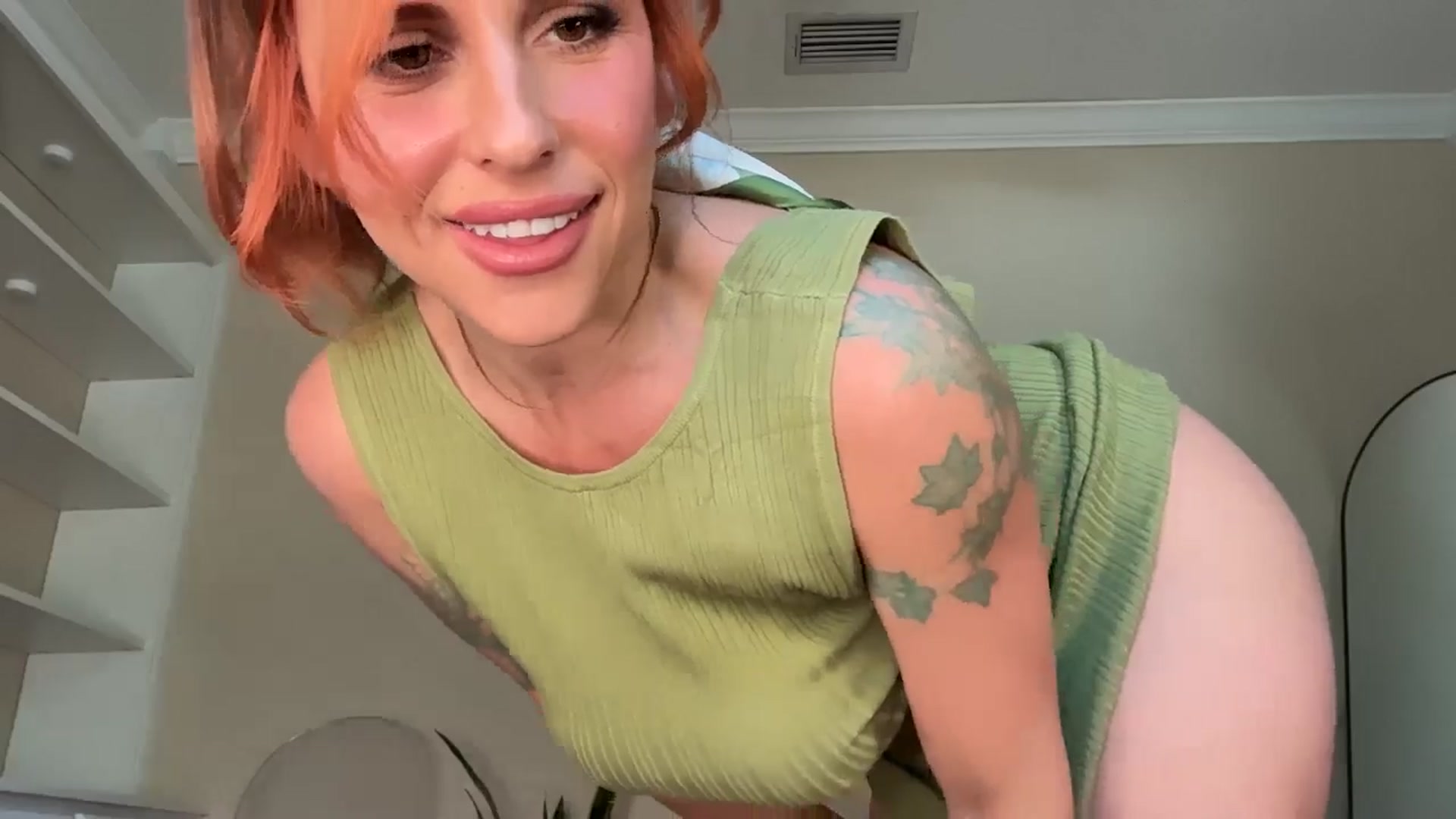 Gallery image thumbnail from MilfParadise's myfreecams stream on, 02/13/2026, 15:52 image 12 of 20