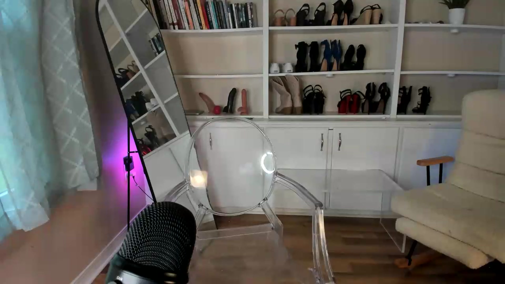 Gallery image thumbnail from MilfParadise's myfreecams stream on, 05/26/2026, 17:19 image 11 of 20