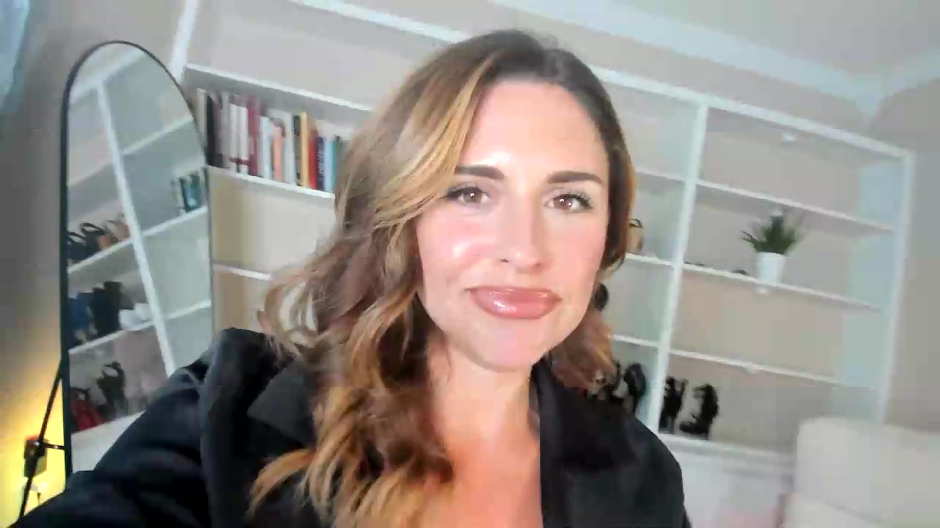 Gallery image thumbnail from MilfParadise's myfreecams stream on, 05/26/2026, 17:19 image 14 of 20