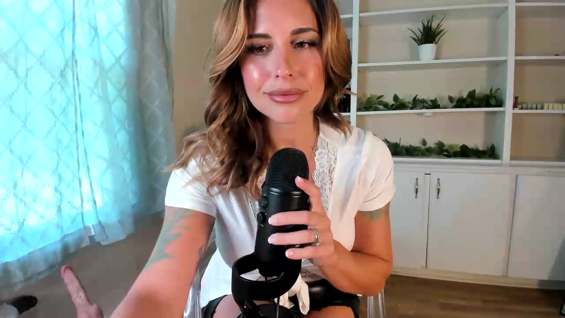 Gallery image thumbnail from MilfParadise's myfreecams stream on, 06/22/2026, 18:11 image 7 of 20