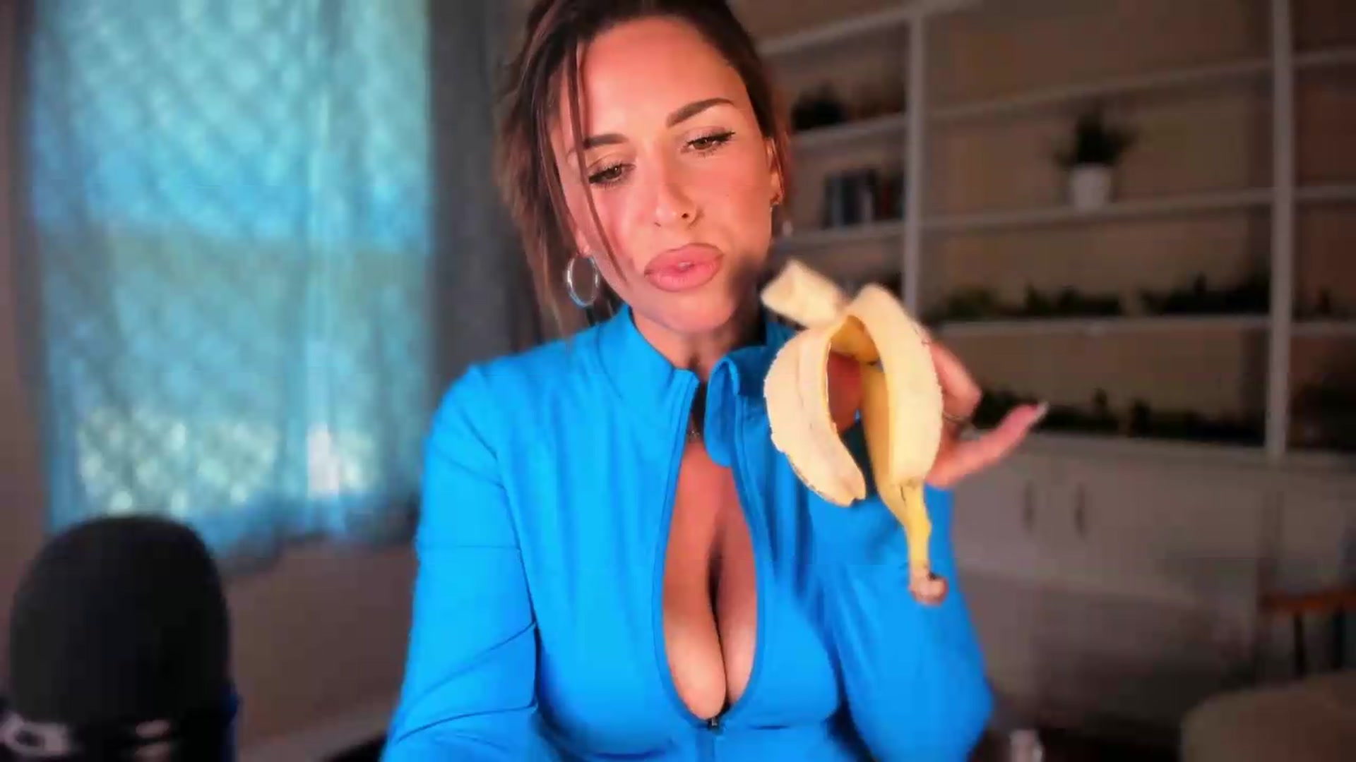 Gallery image thumbnail from MilfParadise's myfreecams stream on, 07/07/2026, 16:44 image 3 of 20