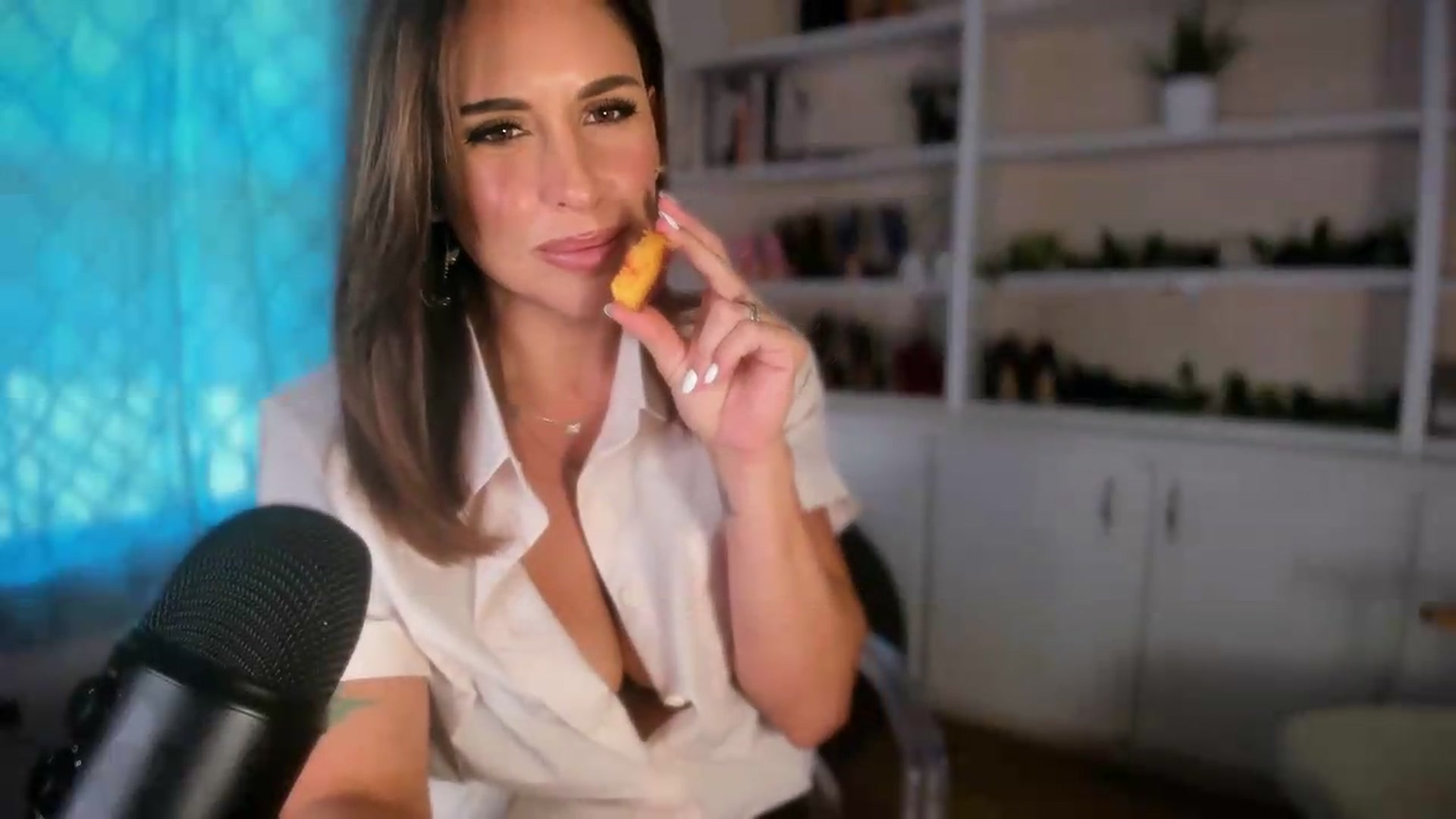 Gallery image thumbnail from MilfParadise's myfreecams stream on, 07/16/2026, 15:49 image 13 of 20