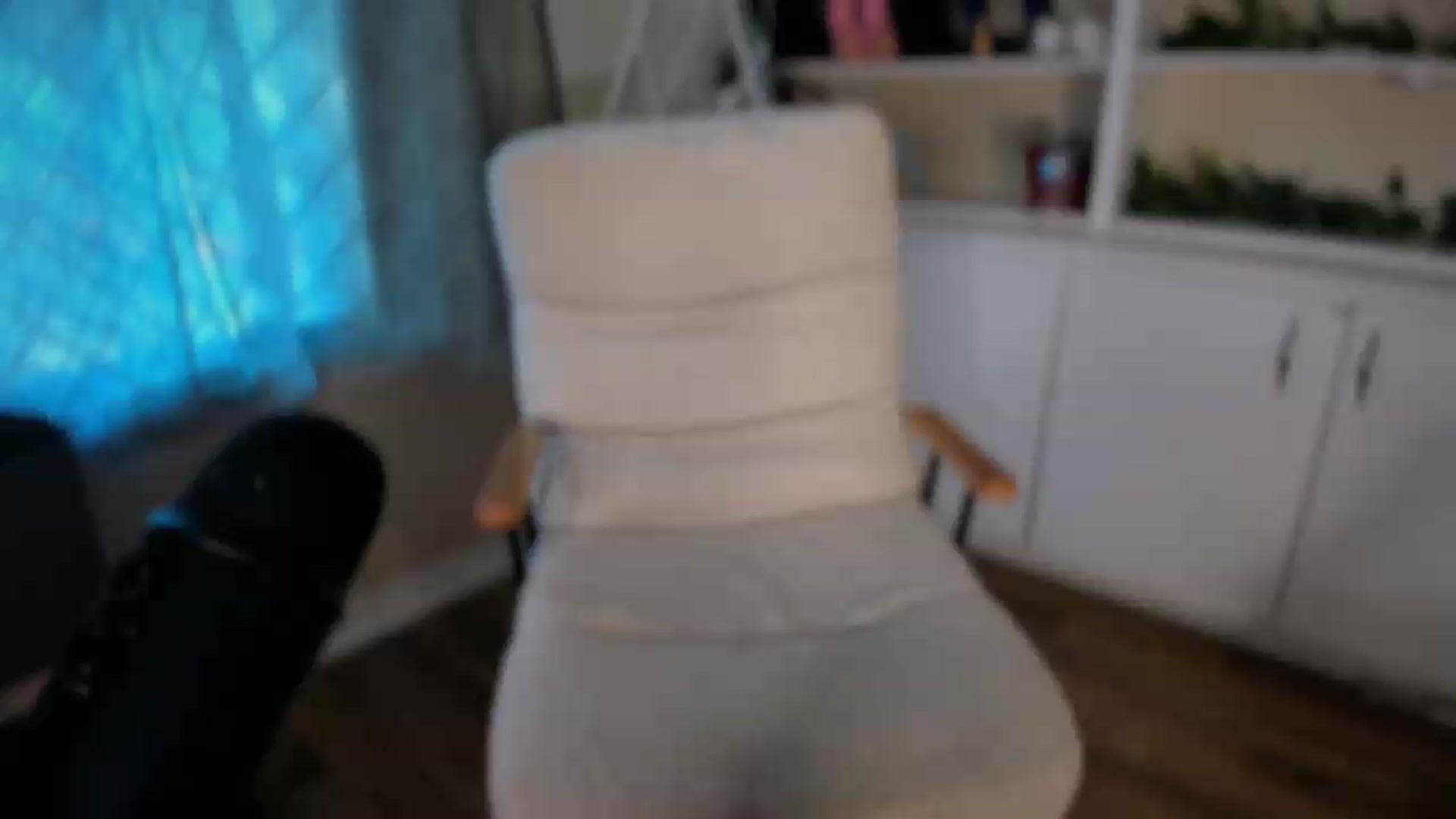 Gallery image thumbnail from MilfParadise's myfreecams stream on, 07/22/2026, 23:25 image 12 of 20