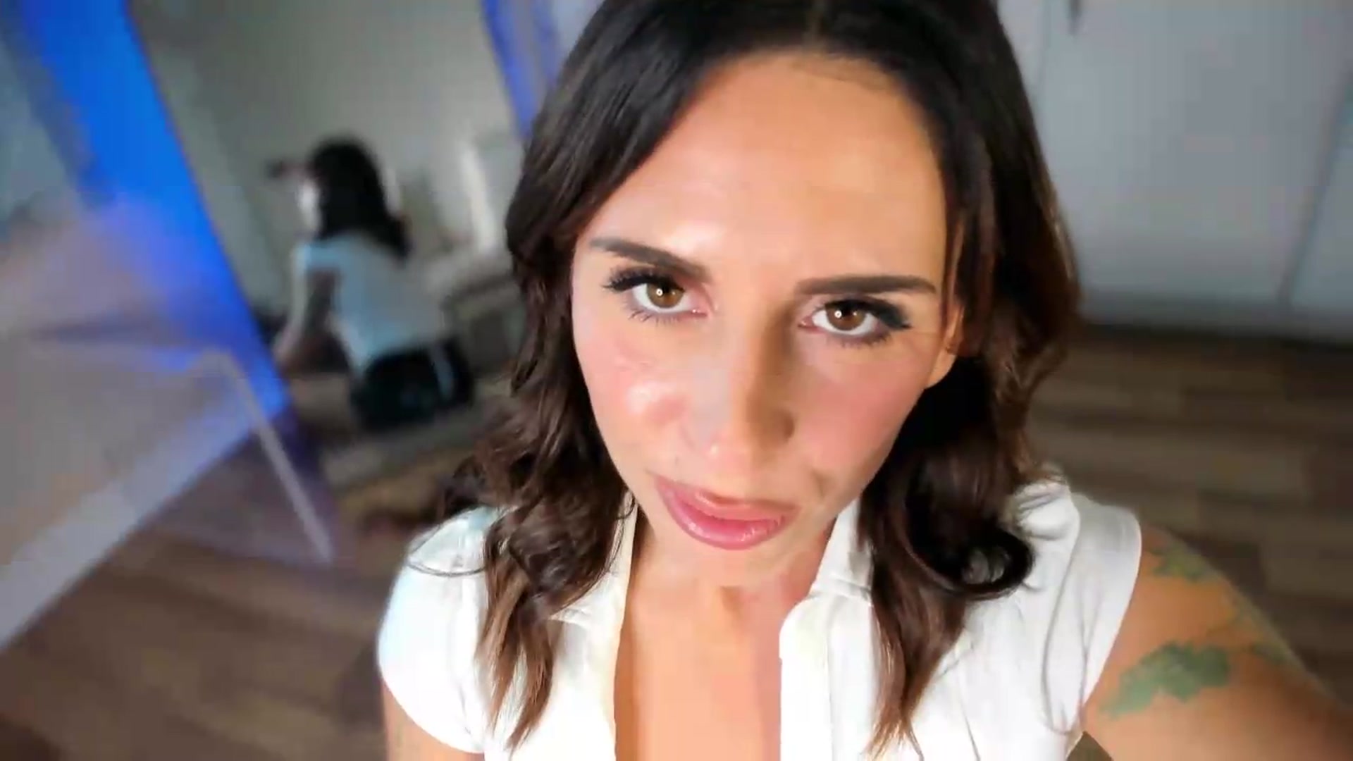 Gallery image thumbnail from MilfParadise's myfreecams stream on, 08/10/2026, 18:06 image 2 of 20