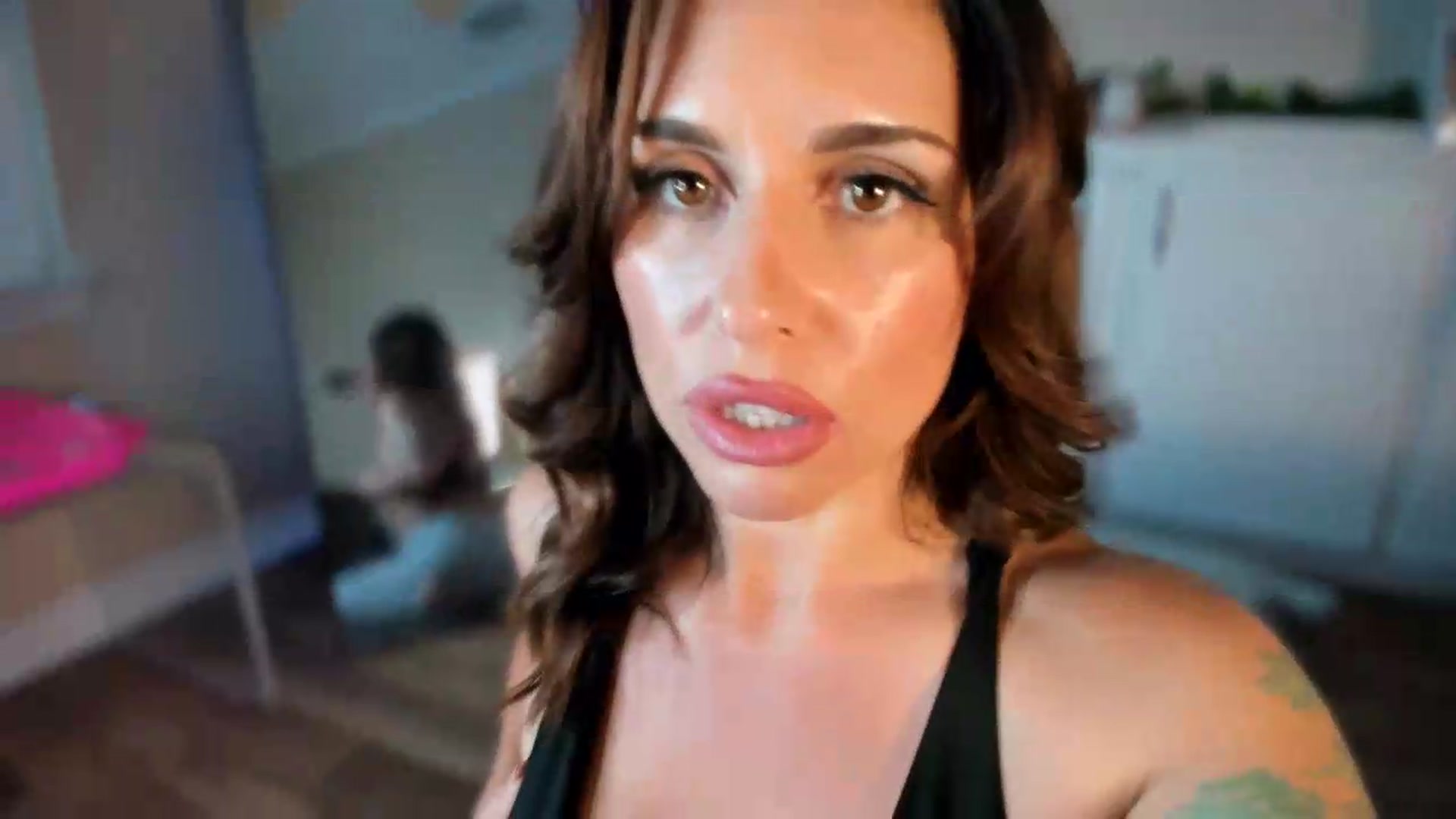 Gallery image thumbnail from MilfParadise's myfreecams stream on, 08/13/2026, 18:20 image 4 of 20