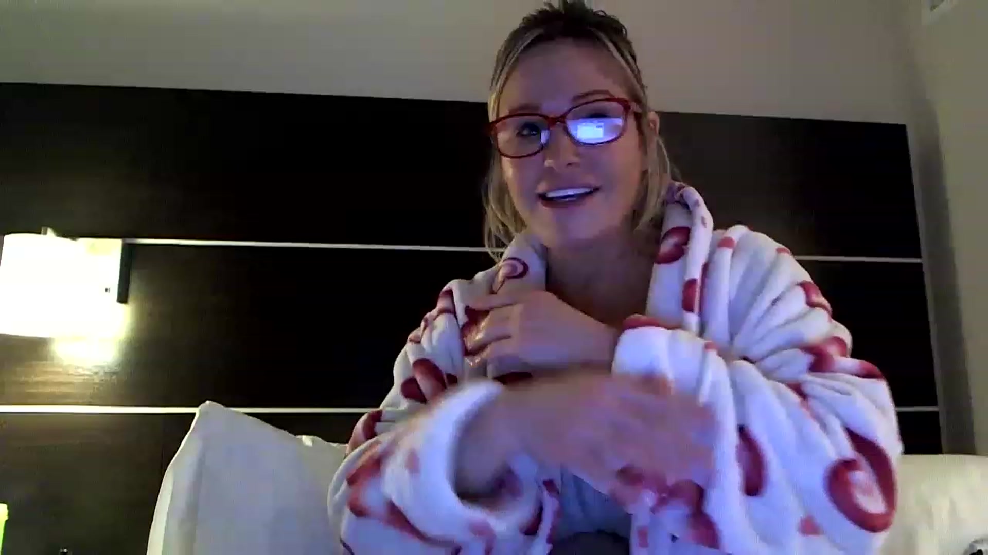 Gallery image thumbnail from Milf_Goddess's myfreecams stream on, 12/02/2022, 11:13 image 13 of 20