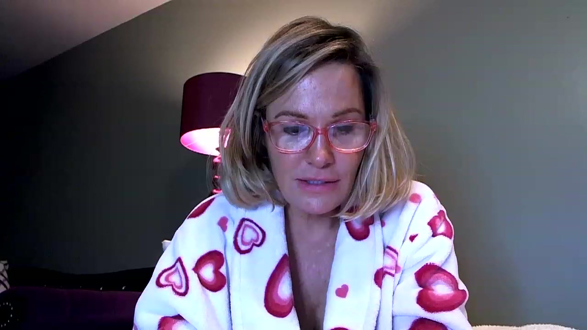 Gallery image thumbnail from Milf_Goddess's myfreecams stream on, 01/01/2023, 11:53 image 14 of 20