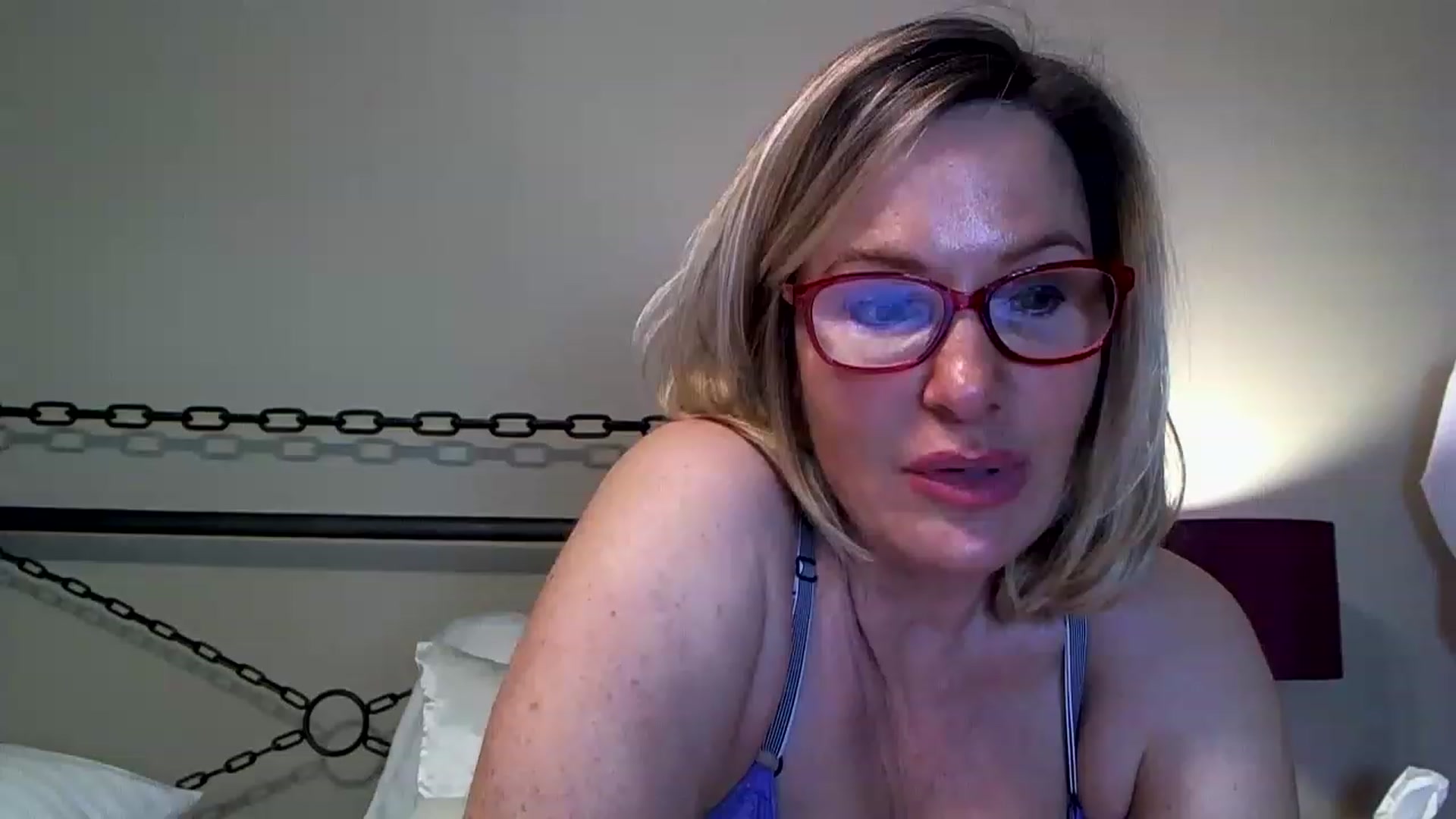 Gallery image thumbnail from Milf_Goddess's myfreecams stream on, 01/21/2023, 10:04 image 8 of 20