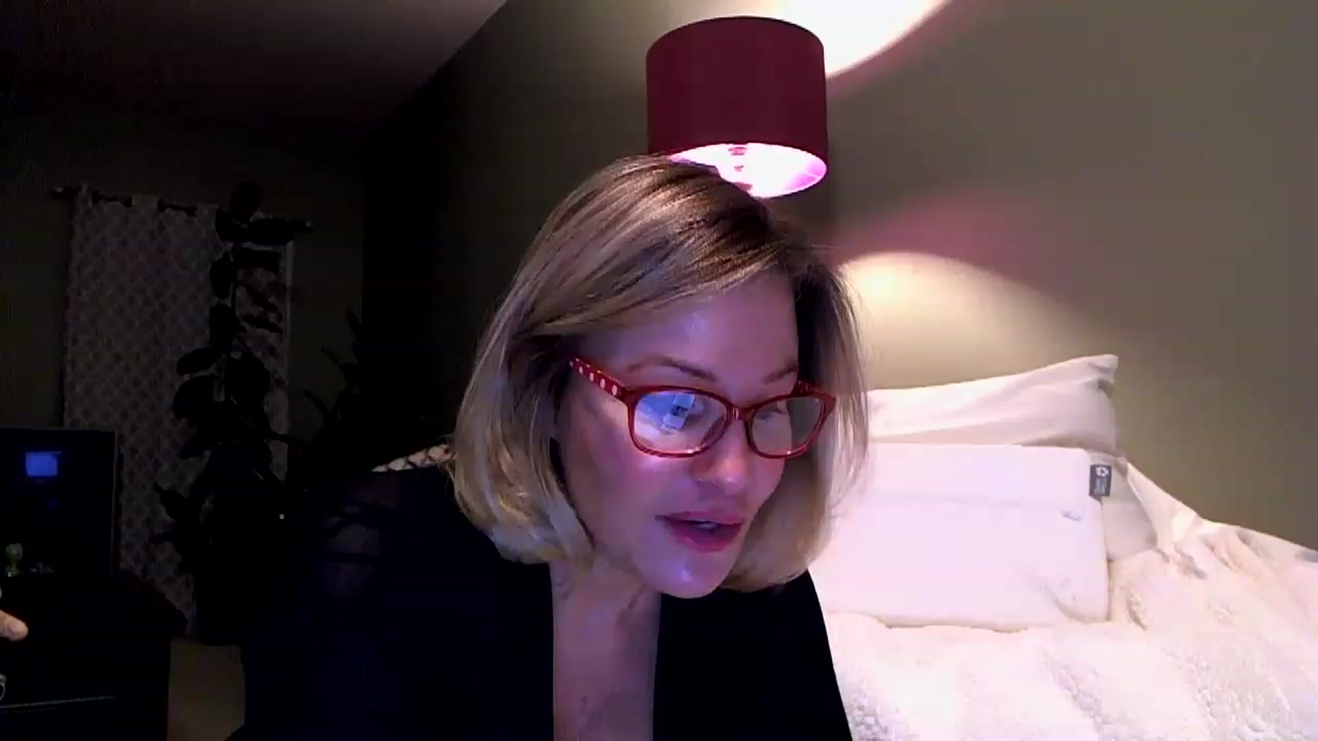 Gallery image thumbnail from Milf_Goddess's myfreecams stream on, 02/01/2023, 01:43 image 2 of 20