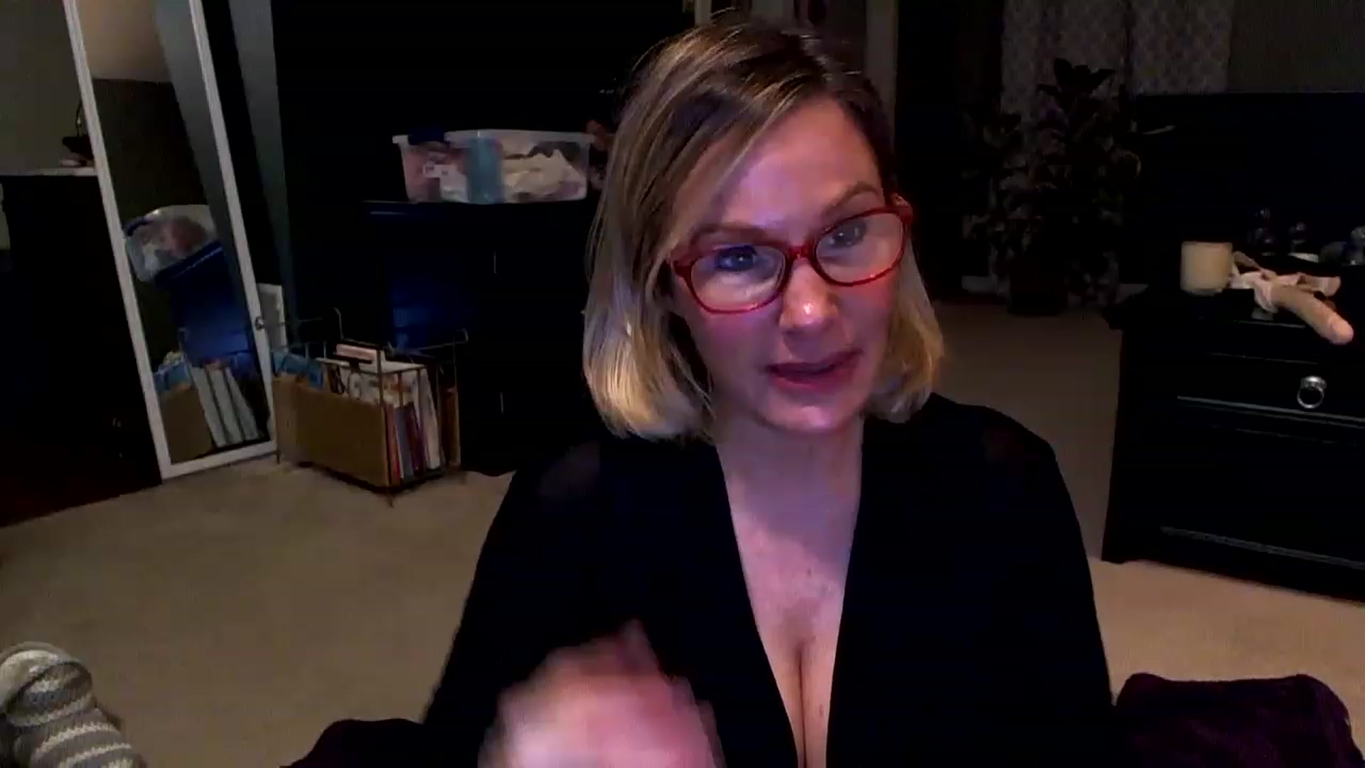Gallery image thumbnail from Milf_Goddess's myfreecams stream on, 02/01/2023, 01:43 image 16 of 20
