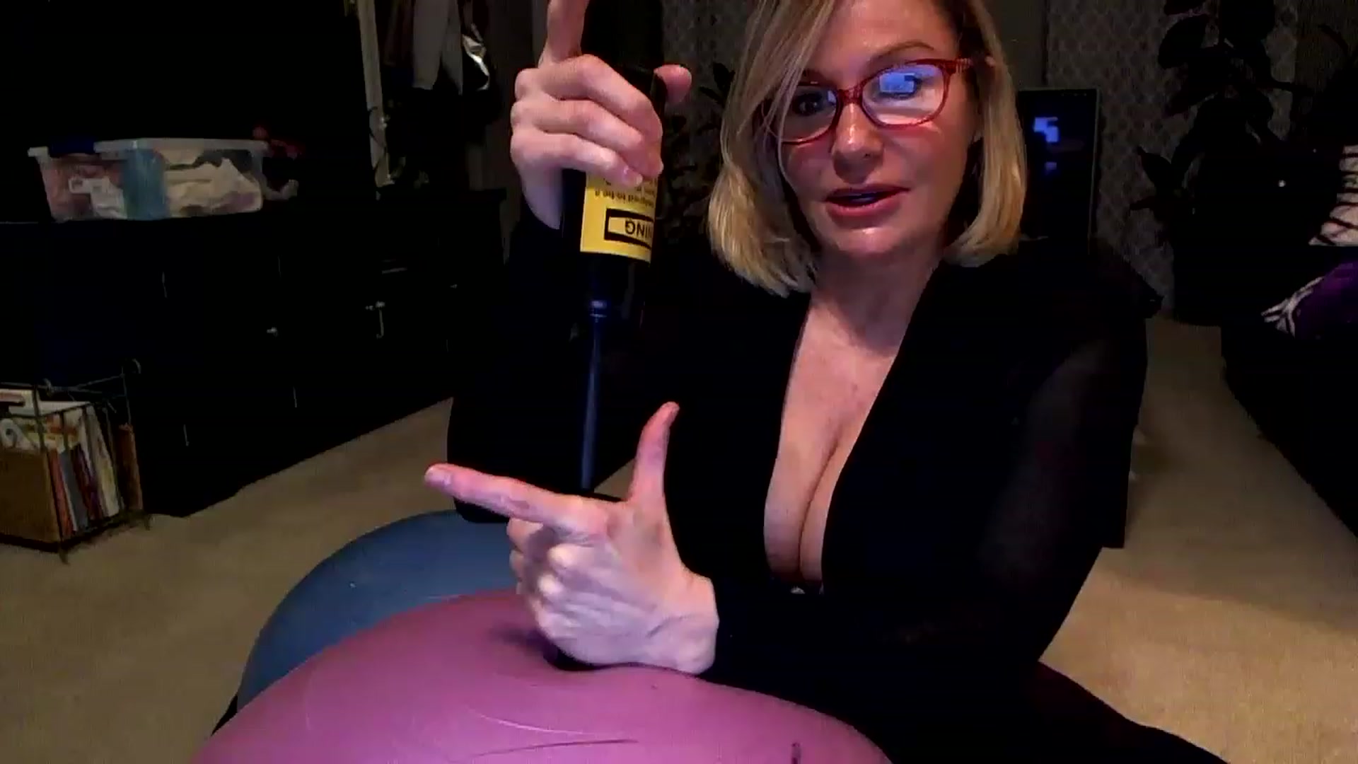 Gallery image thumbnail from Milf_Goddess's myfreecams stream on, 02/01/2023, 01:43 image 9 of 20