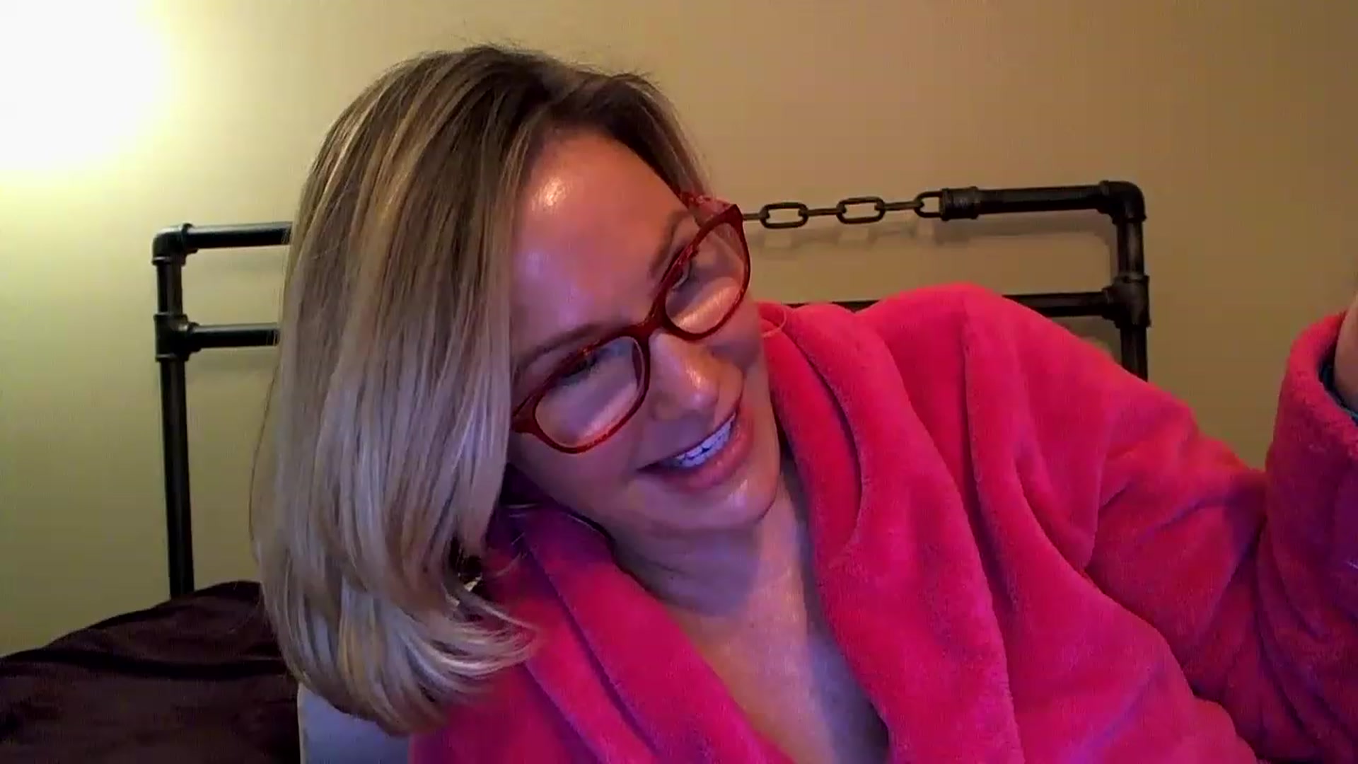Gallery image thumbnail from Milf_Goddess's myfreecams stream on, 02/12/2023, 14:06 image 2 of 20
