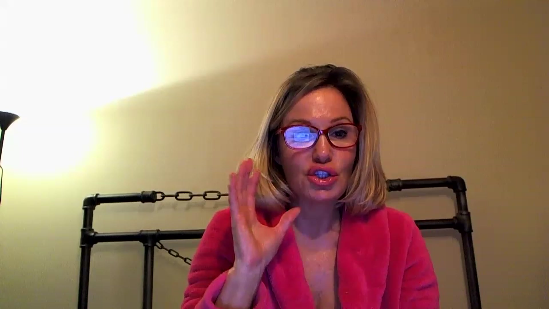 Gallery image thumbnail from Milf_Goddess's myfreecams stream on, 02/12/2023, 14:06 image 6 of 20