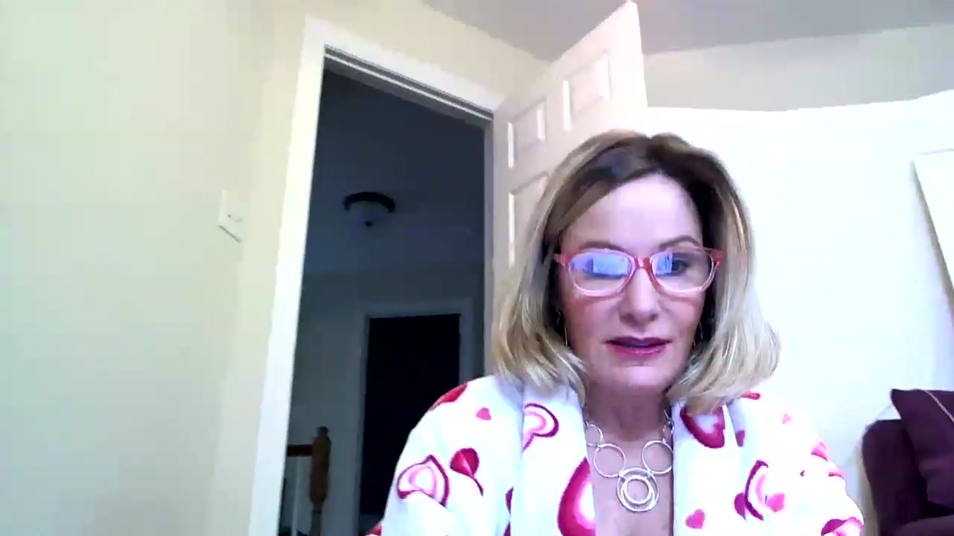 Gallery image thumbnail from Milf_Goddess's myfreecams stream on, 02/26/2023, 13:16 image 12 of 20