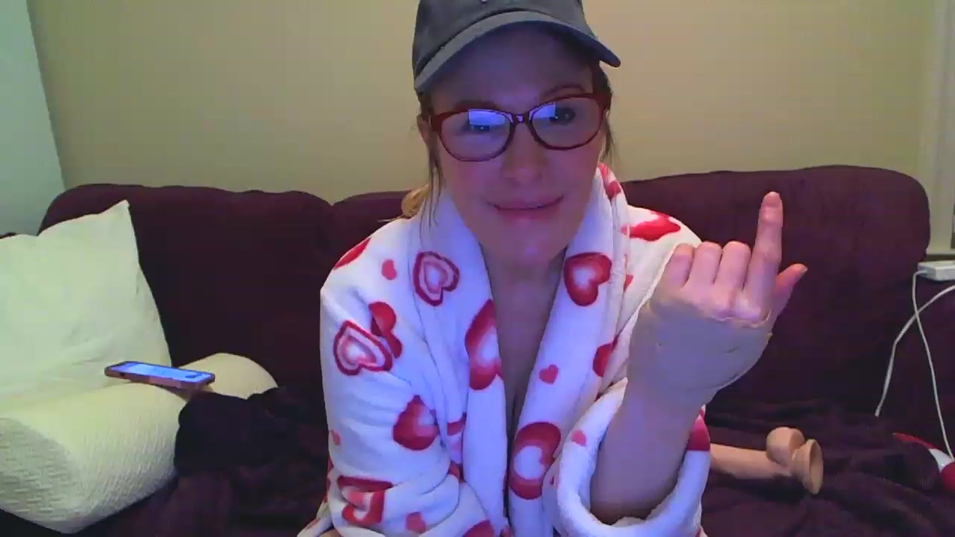 Gallery image thumbnail from Milf_Goddess's myfreecams stream on, 03/17/2023, 07:13 image 9 of 20