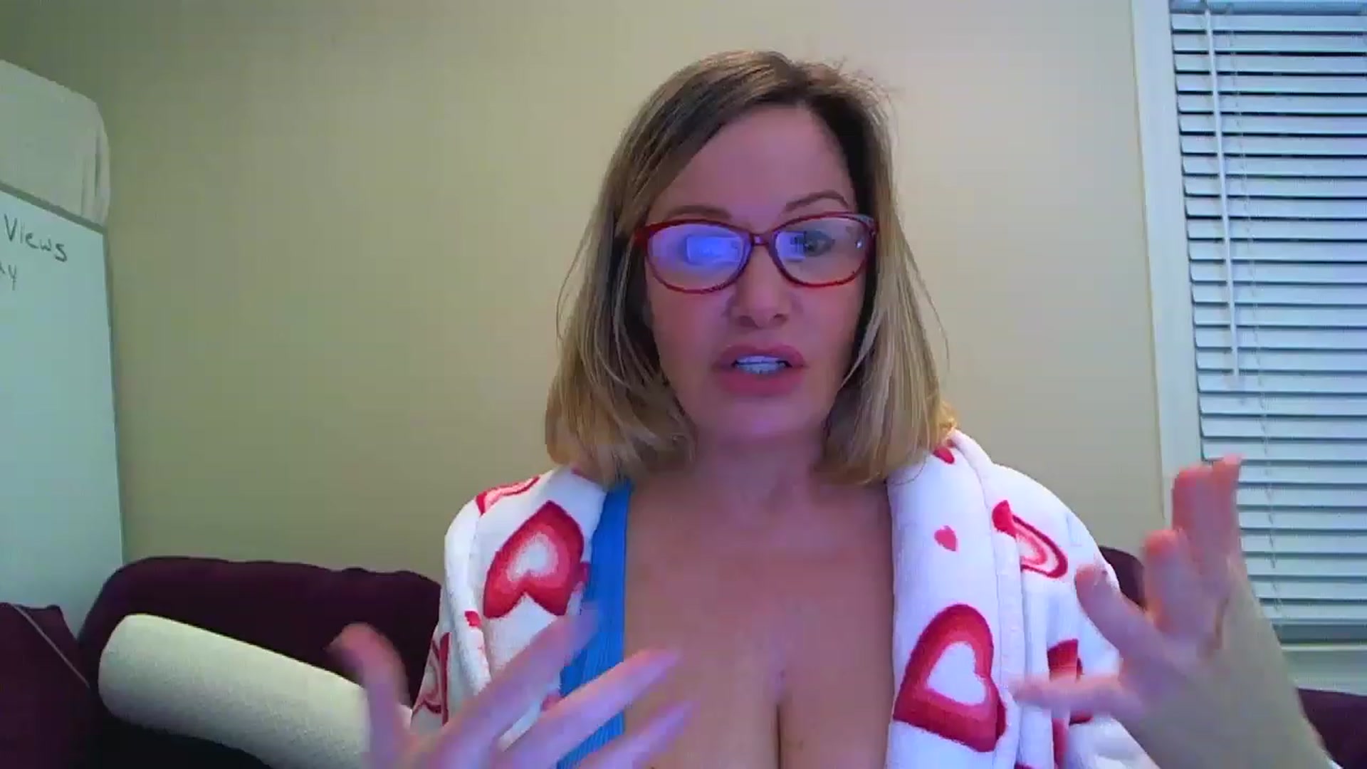Gallery image thumbnail from Milf_Goddess's myfreecams stream on, 03/20/2023, 07:55 image 11 of 20