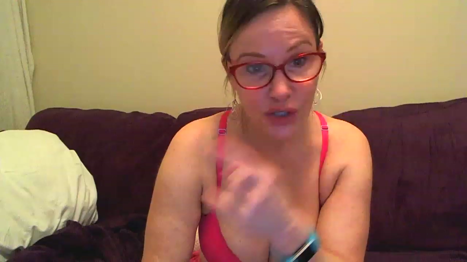 Gallery image thumbnail from Milf_Goddess's myfreecams stream on, 03/22/2023, 06:31 image 13 of 20