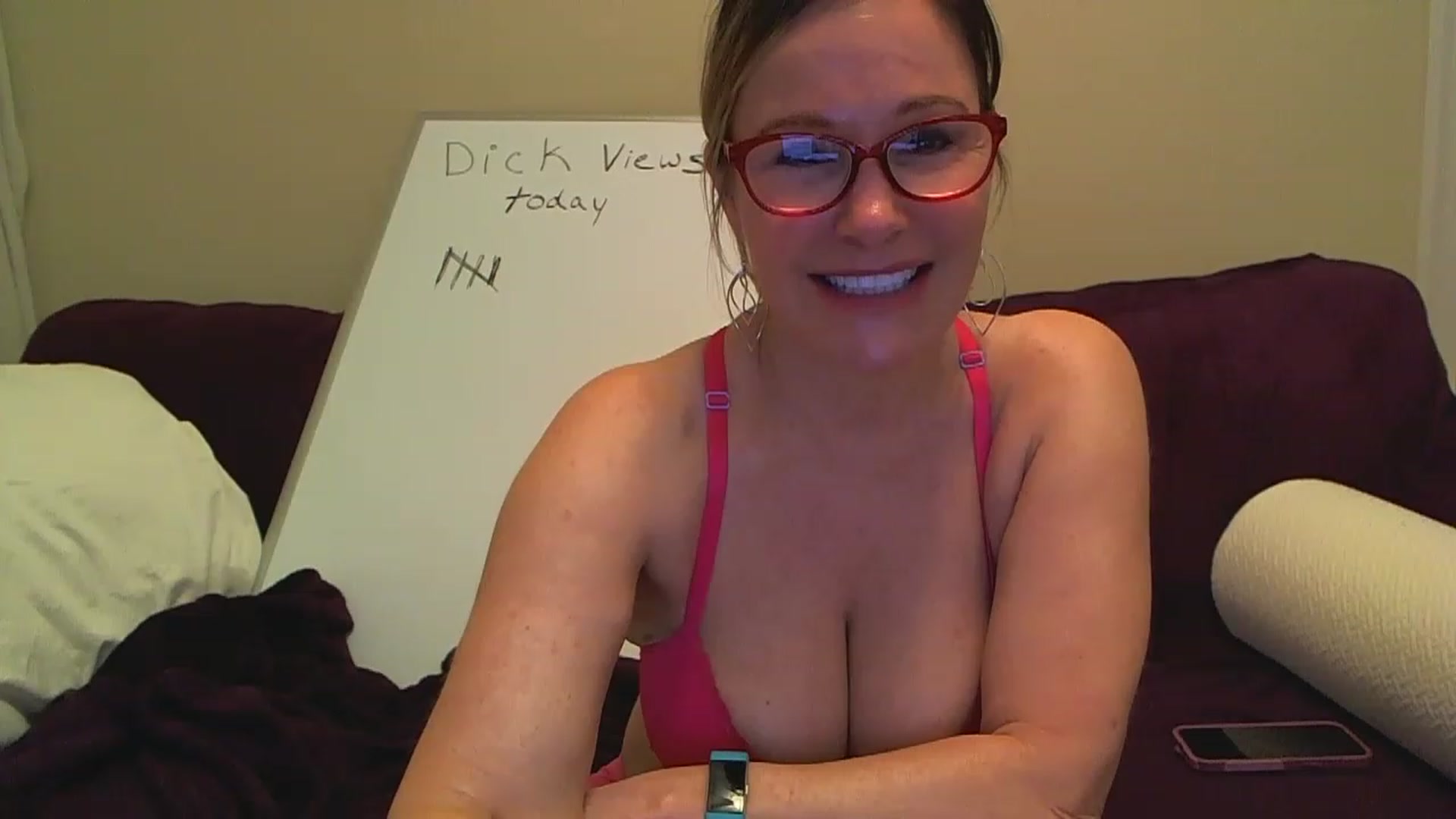 Gallery image thumbnail from Milf_Goddess's myfreecams stream on, 03/22/2023, 06:31 image 7 of 20