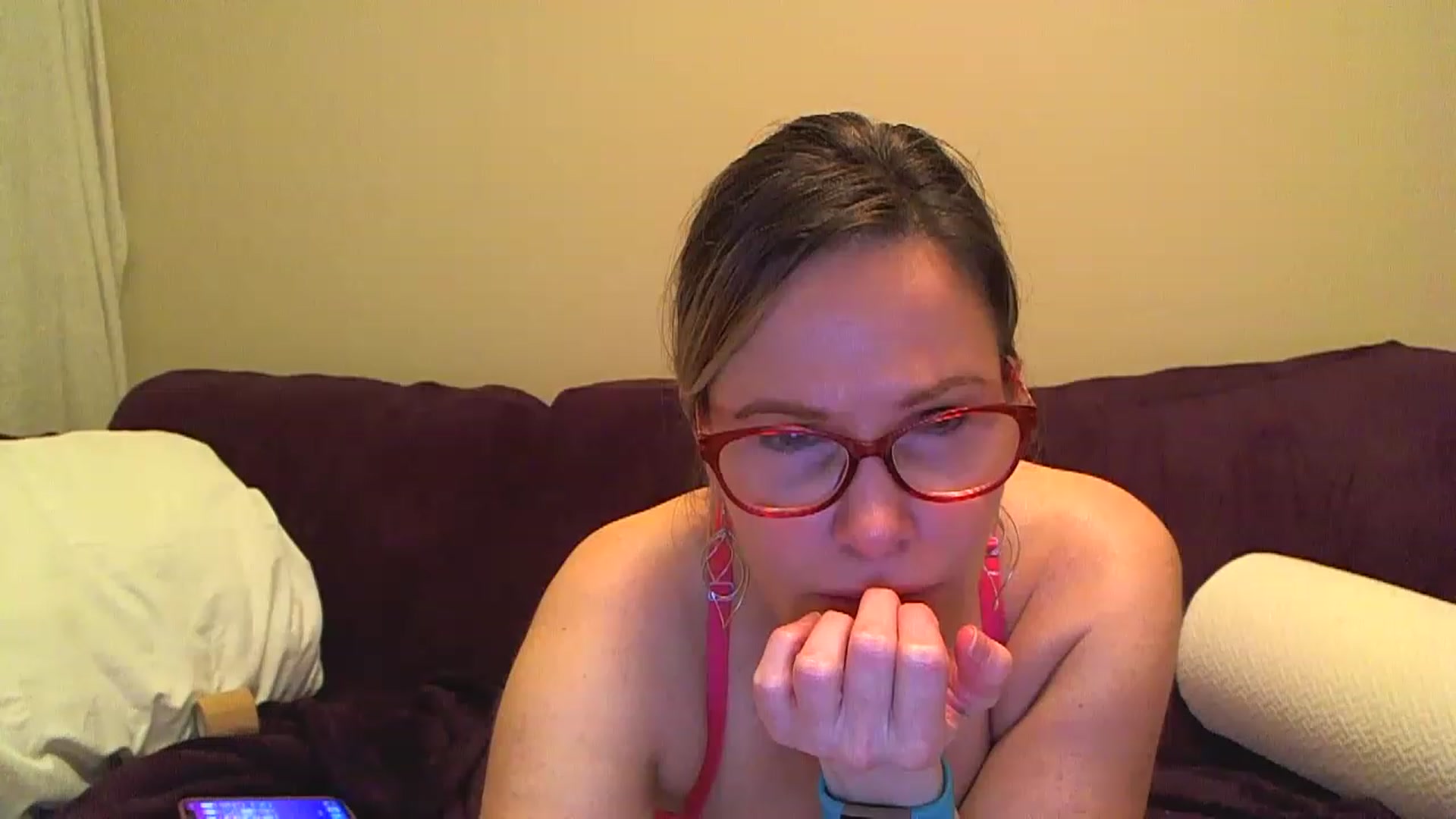 Gallery image thumbnail from Milf_Goddess's myfreecams stream on, 03/22/2023, 07:21 image 18 of 20