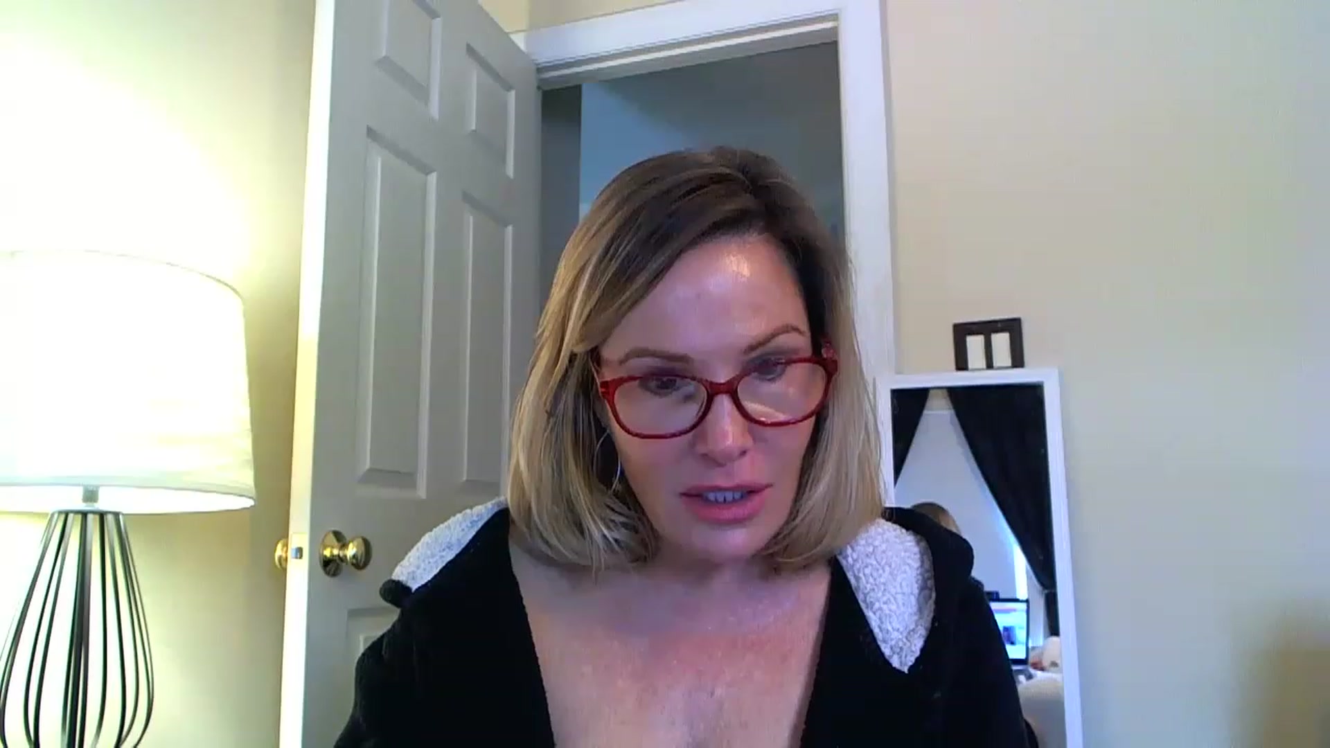 Gallery image thumbnail from Milf_Goddess's myfreecams stream on, 03/31/2023, 16:51 image 9 of 20