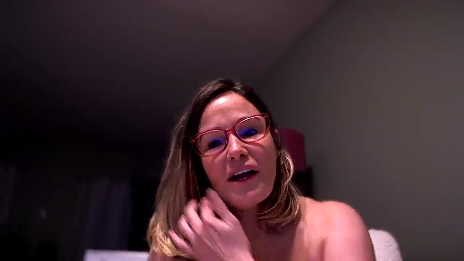 Gallery image thumbnail from Milf_Goddess's myfreecams stream on, 01/02/2024, 11:22 image 7 of 20