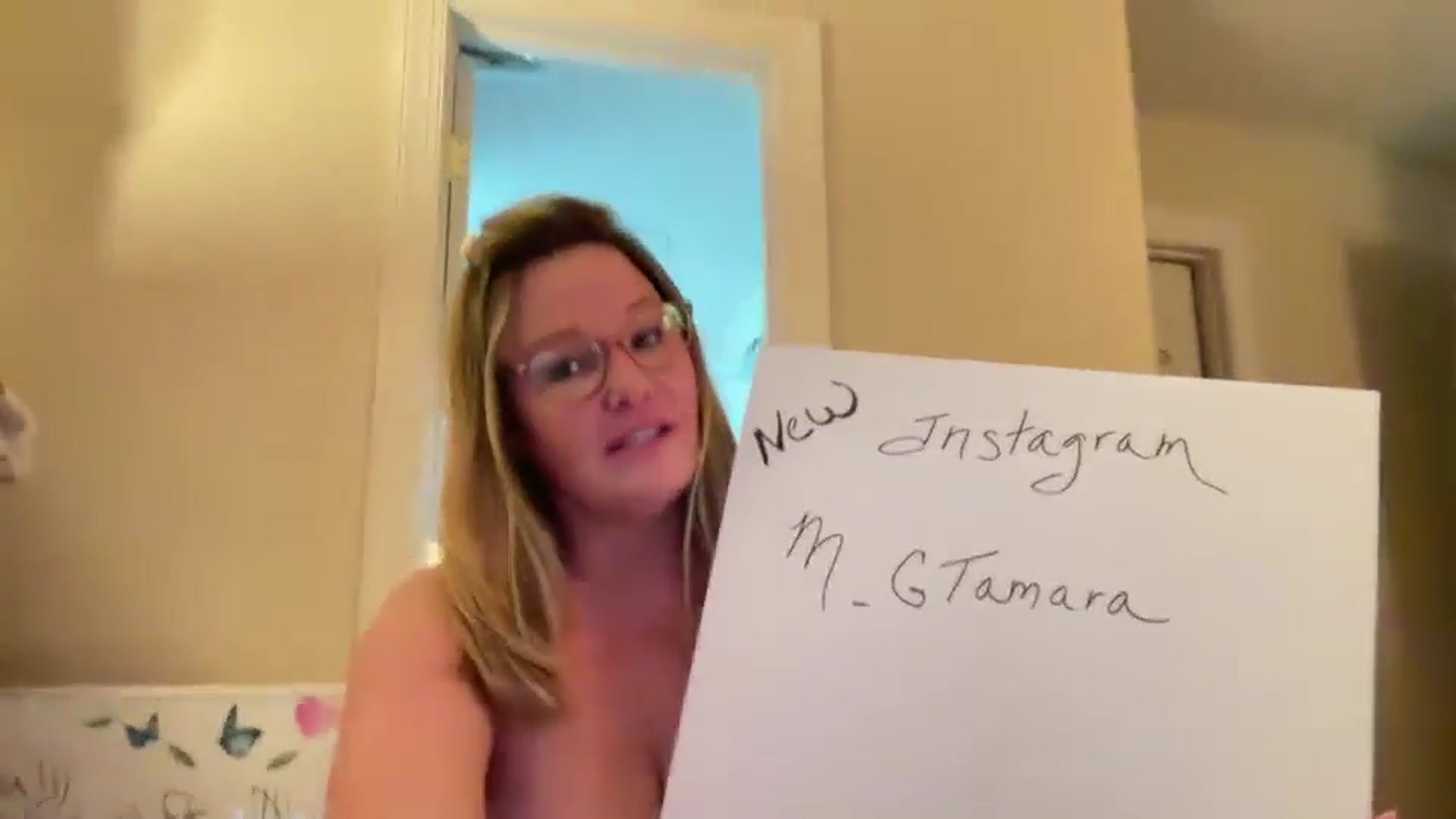 Gallery image thumbnail from Milf_Goddess's myfreecams stream on, 07/21/2024, 13:01 image 10 of 20