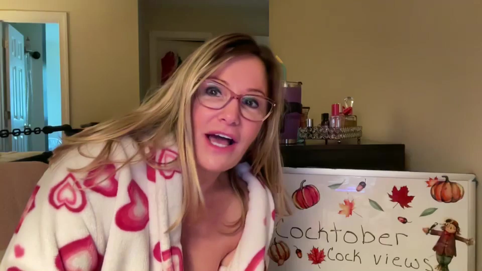 Gallery image thumbnail from Milf_Goddess's myfreecams stream on, 10/21/2024, 12:54 image 6 of 20