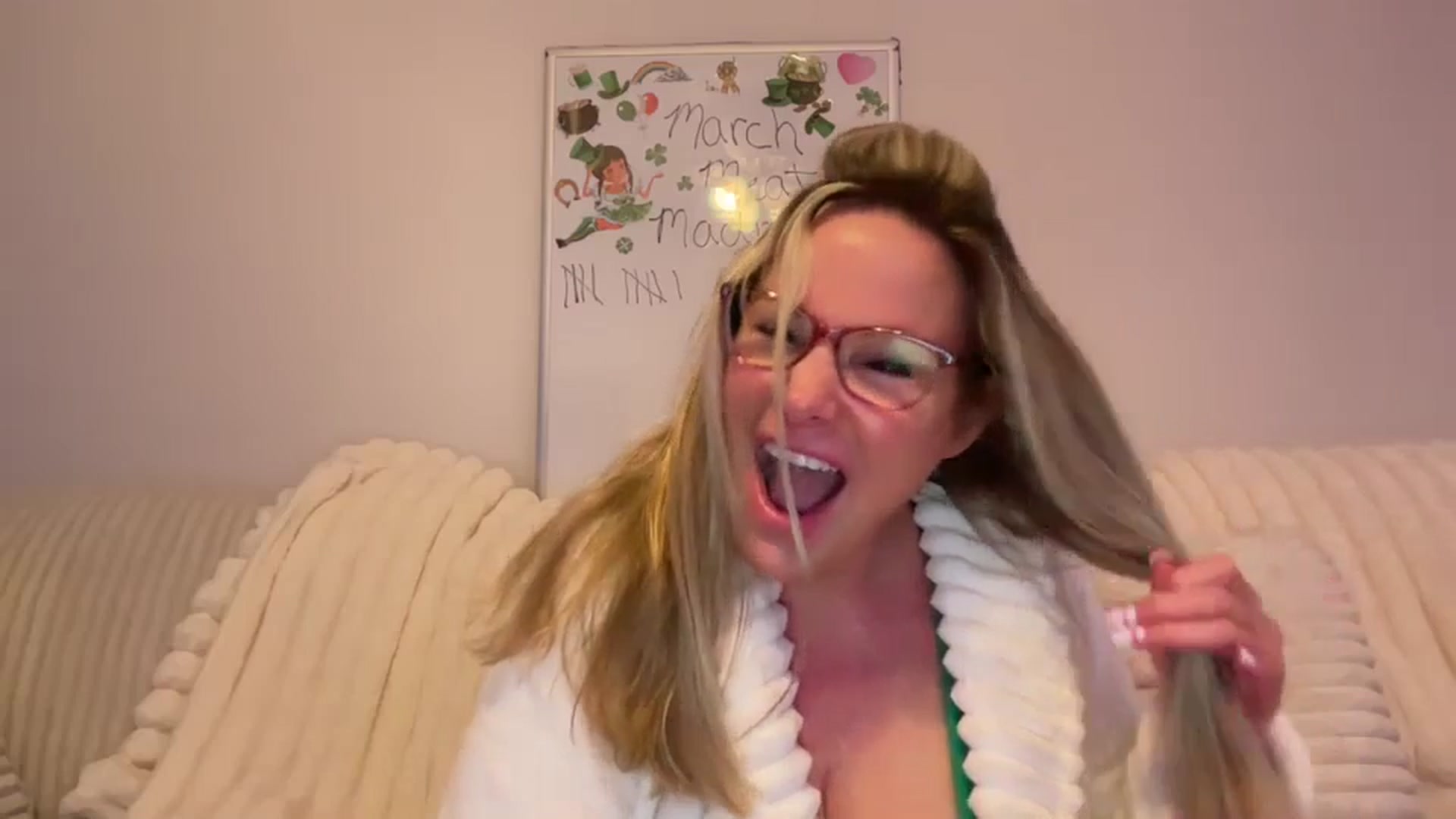 Gallery image thumbnail from Milf_Goddess's myfreecams stream on, 03/09/2025, 09:47 image 7 of 20