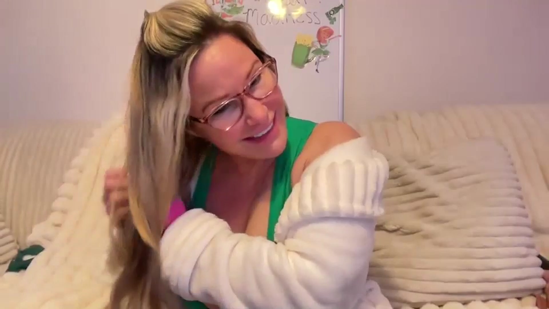 Gallery image thumbnail from Milf_Goddess's myfreecams stream on, 03/09/2025, 09:47 image 10 of 20
