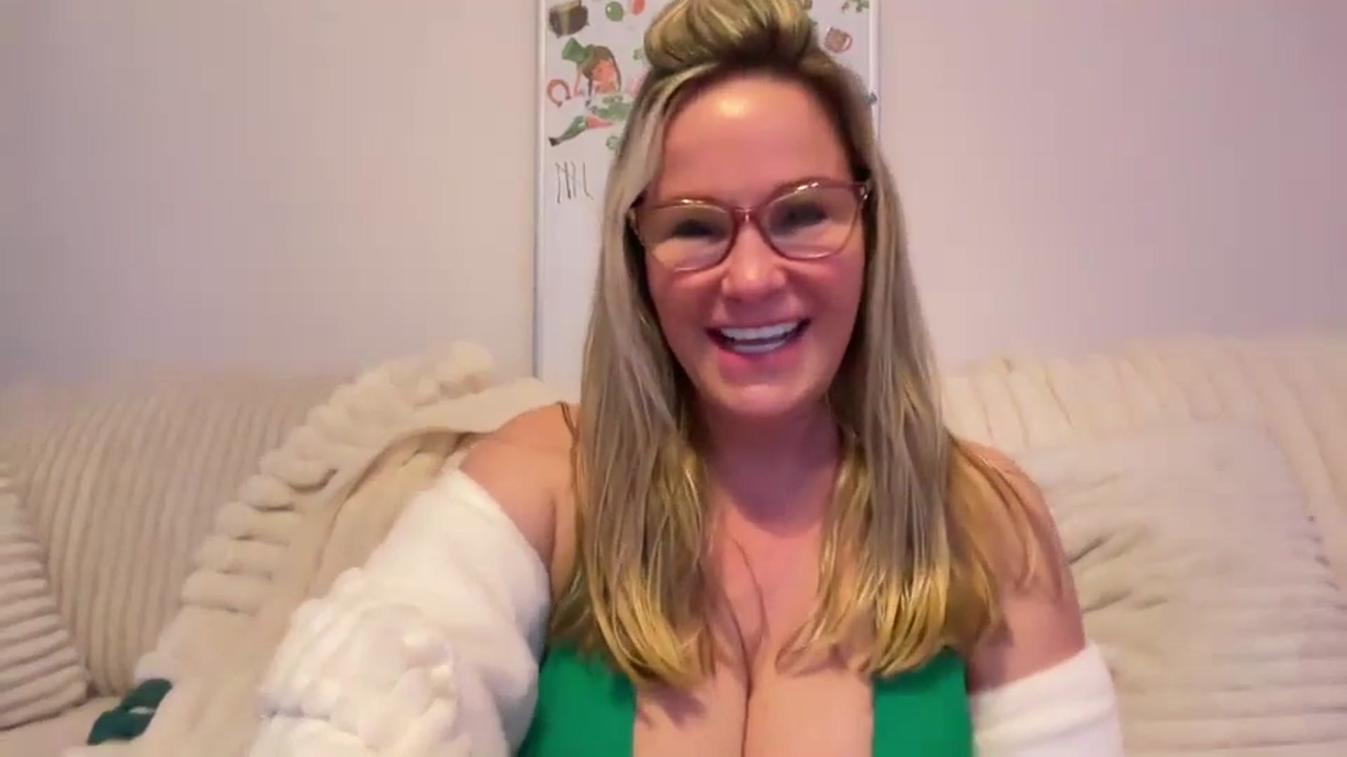 Gallery image thumbnail from Milf_Goddess's myfreecams stream on, 03/09/2025, 10:04 image 5 of 20