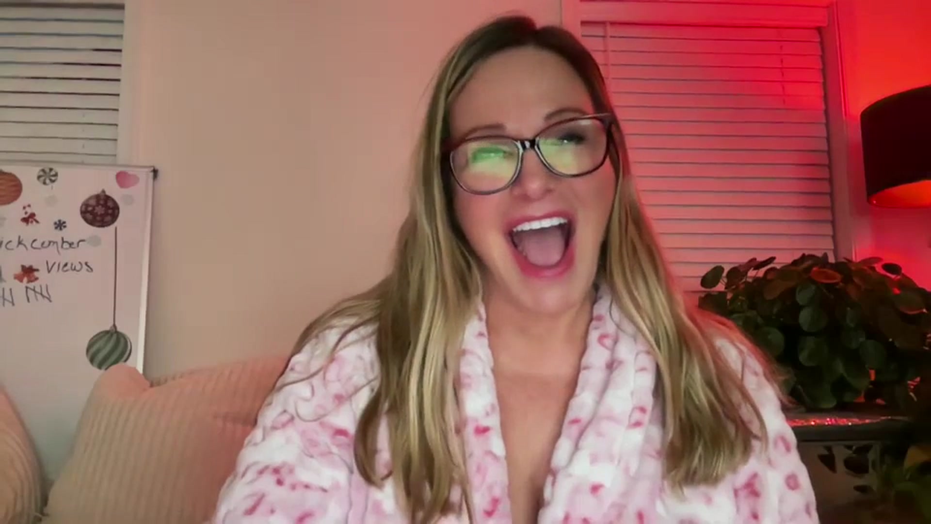 Gallery image thumbnail from Milf_Goddess's myfreecams stream on, 12/25/2025, 12:17 image 9 of 20