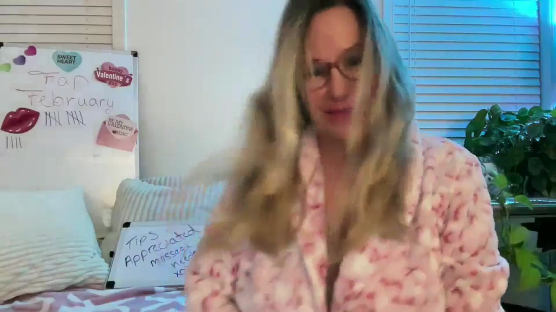 Gallery image thumbnail from Milf_Goddess's myfreecams stream on, 02/08/2026, 10:43 image 16 of 20