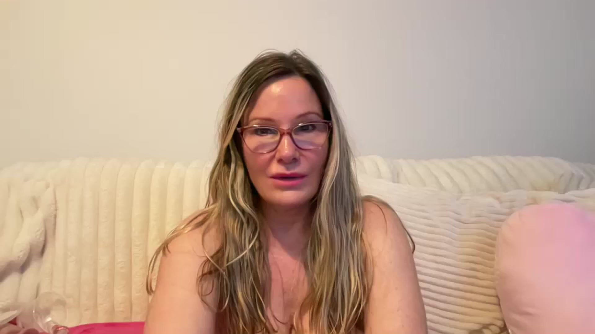 Gallery image thumbnail from Milf_Goddess's myfreecams stream on, 03/23/2026, 08:55 image 11 of 20