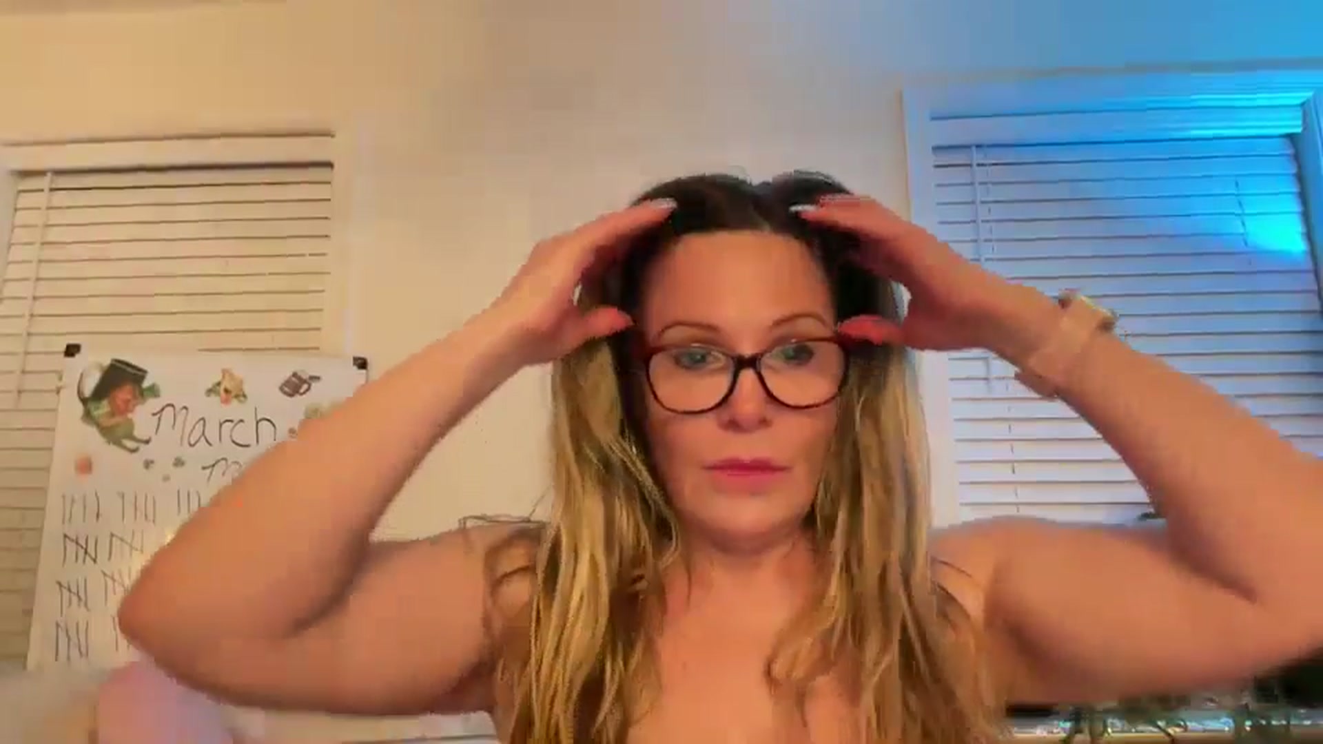 Gallery image thumbnail from Milf_Goddess's myfreecams stream on, 03/29/2026, 09:59 image 19 of 20