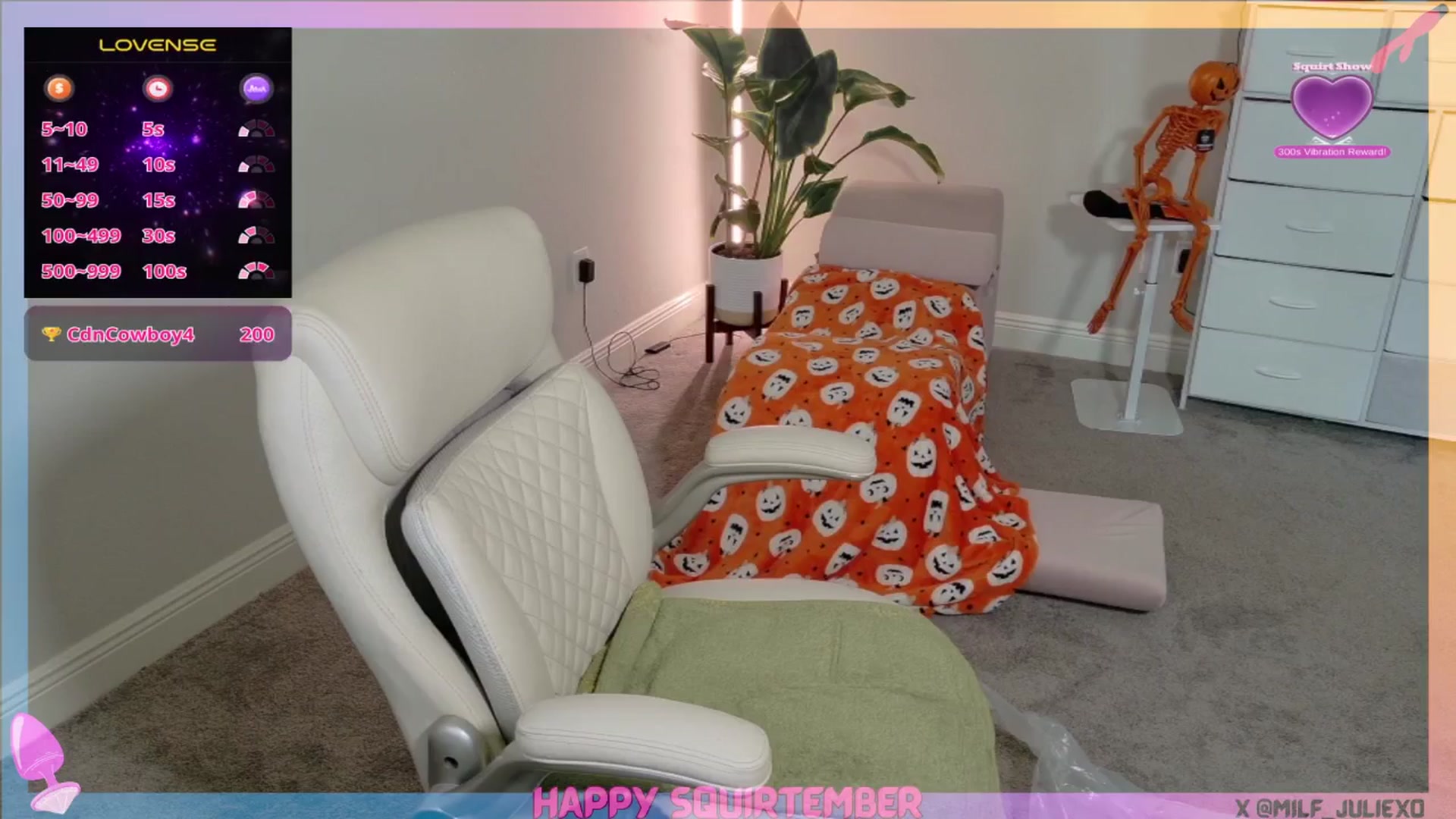 Gallery image thumbnail from Milf_Julie's myfreecams stream on, 09/17/2025, 16:41 image 1 of 20