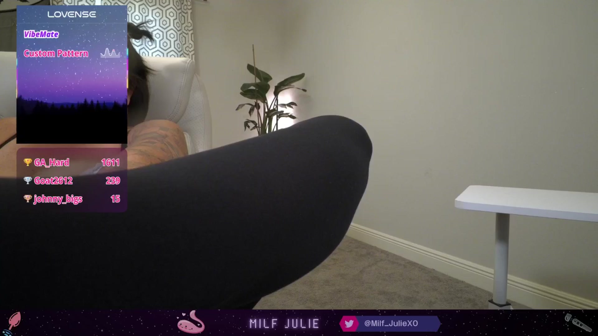 Gallery image thumbnail from Milf_Julie's myfreecams stream on, 11/12/2025, 18:20 image 12 of 20