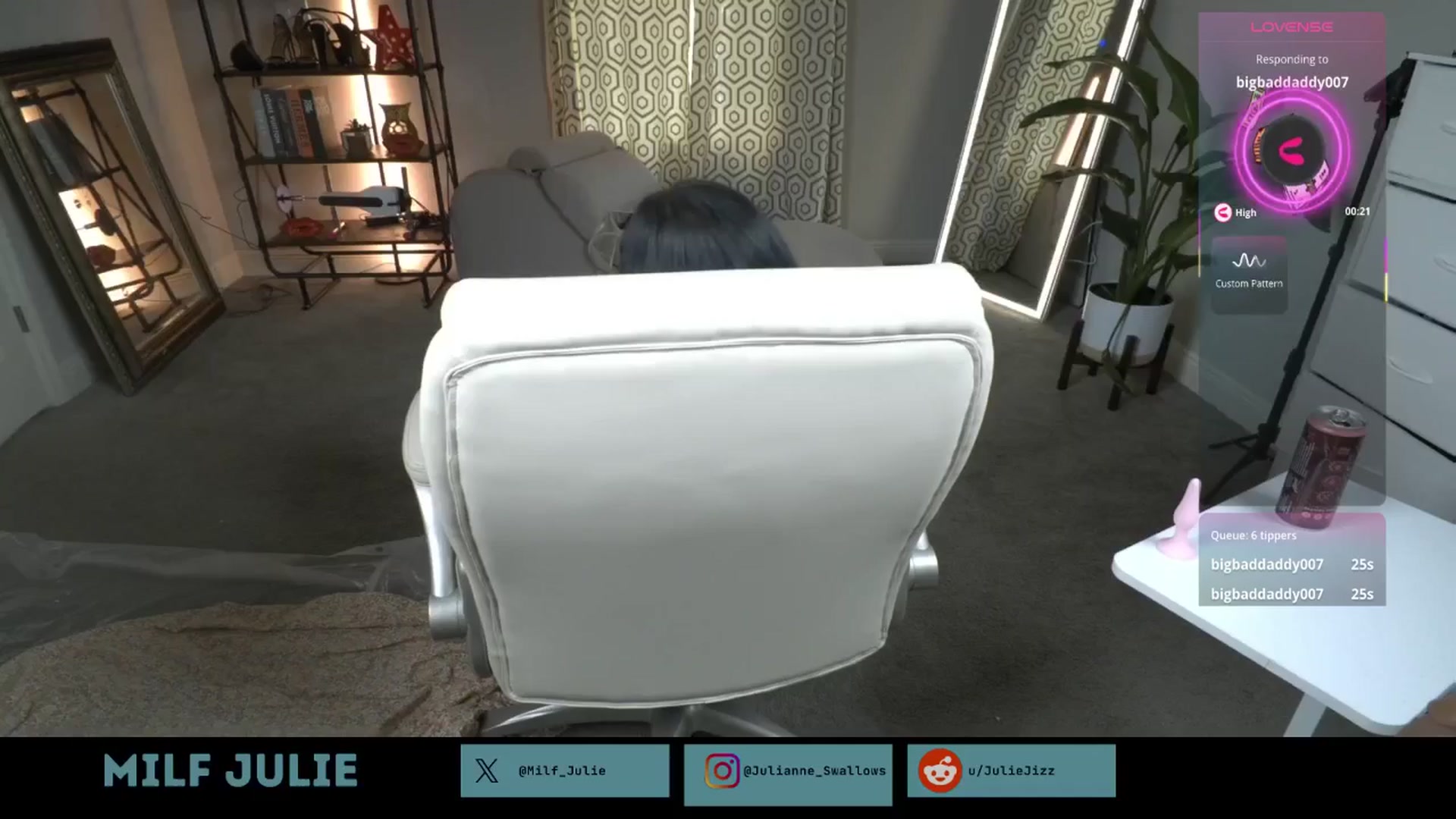 Gallery image thumbnail from Milf_Julie's myfreecams stream on, 01/26/2026, 17:16 image 19 of 20