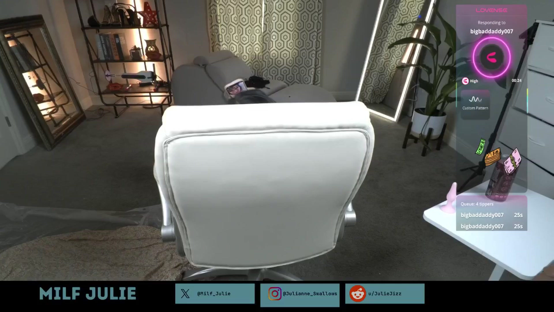Gallery image thumbnail from Milf_Julie's myfreecams stream on, 01/26/2026, 17:16 image 20 of 20