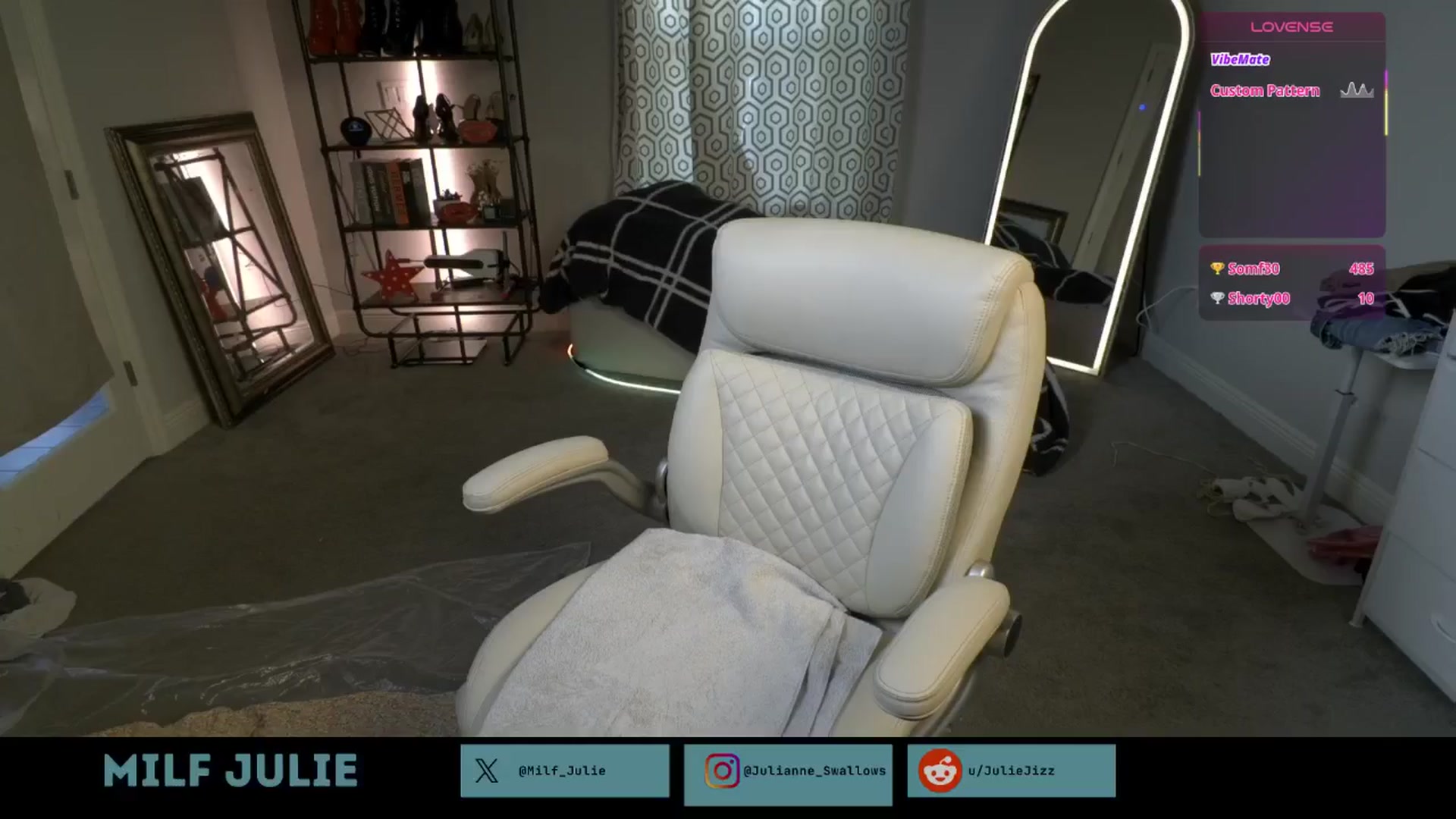 Gallery image thumbnail from Milf_Julie's myfreecams stream on, 02/17/2026, 17:37 image 6 of 20