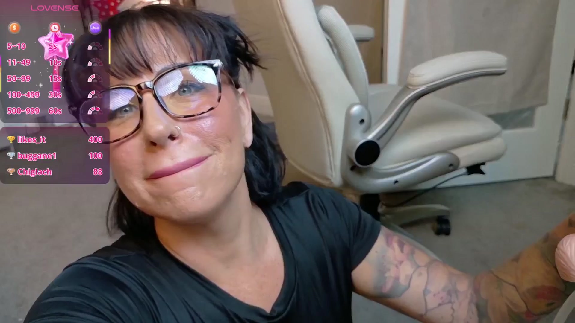 Gallery image thumbnail from Milf_Julie's myfreecams stream on, 02/27/2026, 17:05 image 17 of 20