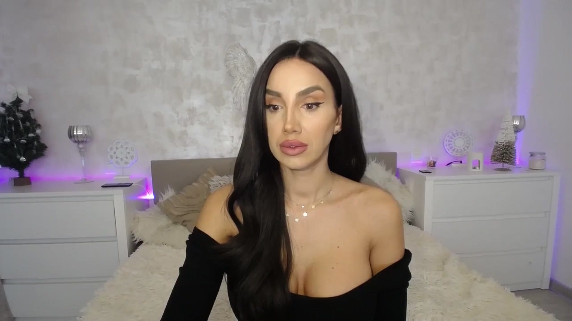 Gallery image thumbnail from MilfaliciousX's myfreecams stream on, 01/11/2024, 24:09 image 17 of 20