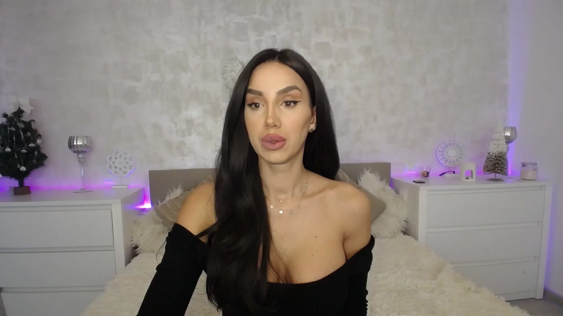 Gallery image thumbnail from MilfaliciousX's myfreecams stream on, 01/11/2024, 24:09 image 2 of 20