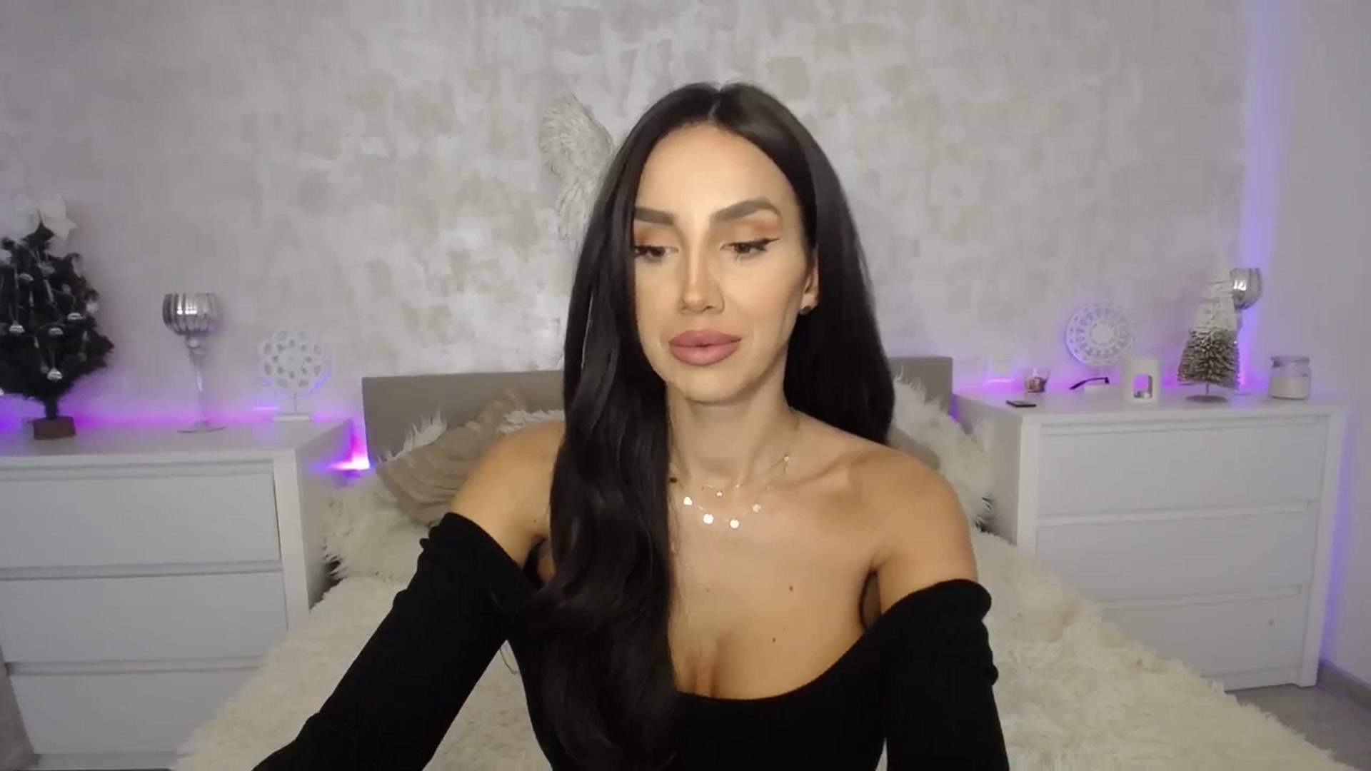 Gallery image thumbnail from MilfaliciousX's myfreecams stream on, 01/11/2024, 24:09 image 14 of 20