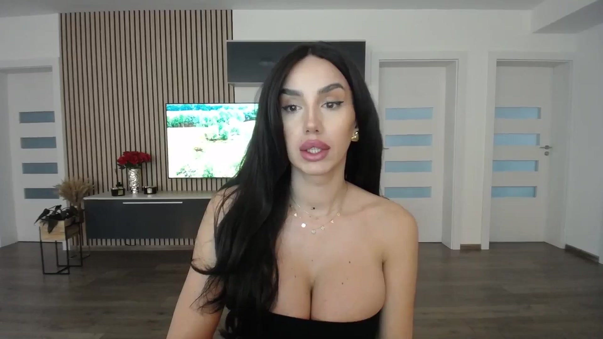 Gallery image thumbnail from MilfaliciousX's myfreecams stream on, 03/05/2024, 13:06 image 18 of 20