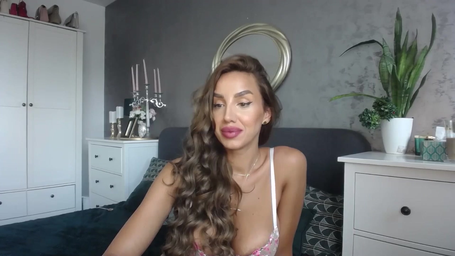 Gallery image thumbnail from MilfaliciousX's myfreecams stream on, 06/04/2024, 08:27 image 16 of 20